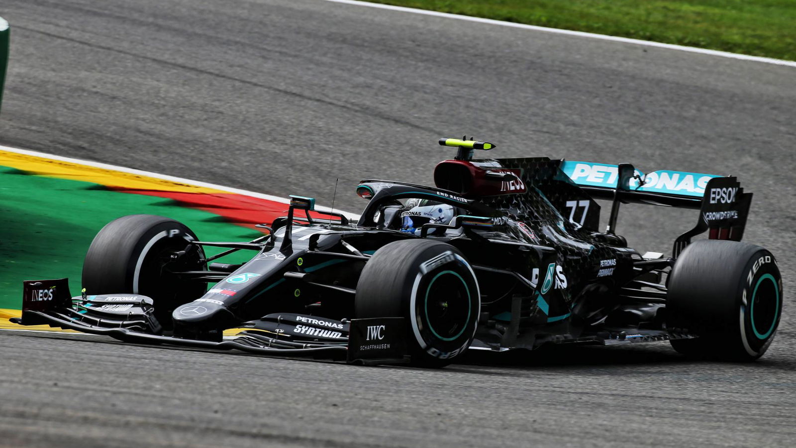 Bottas mengalahkan Hamilton di latihan ketat F1 GP Belgia