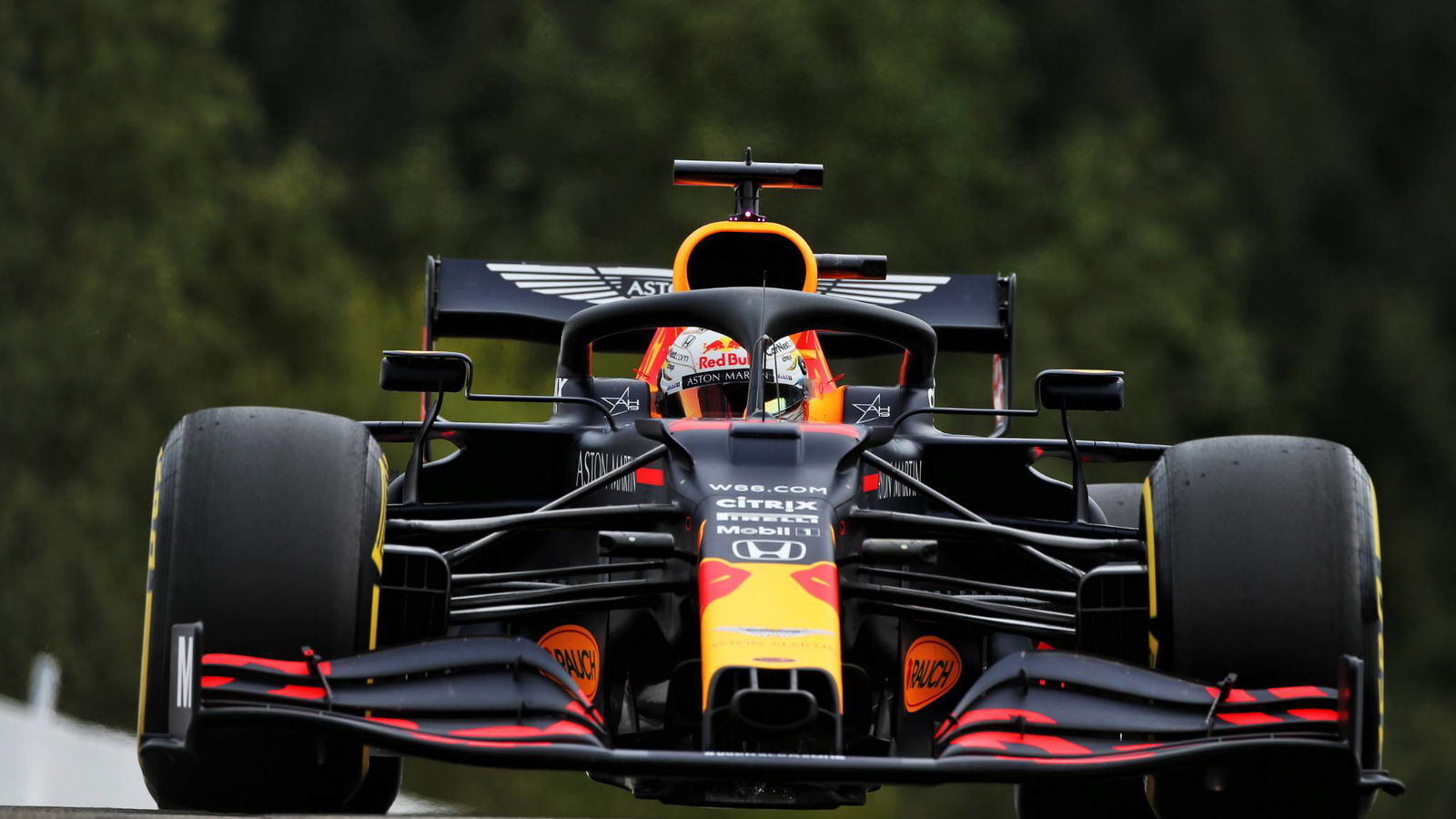 Verstappen mengecilkan peluang pole F1 Belgia meski Jumat kuat
