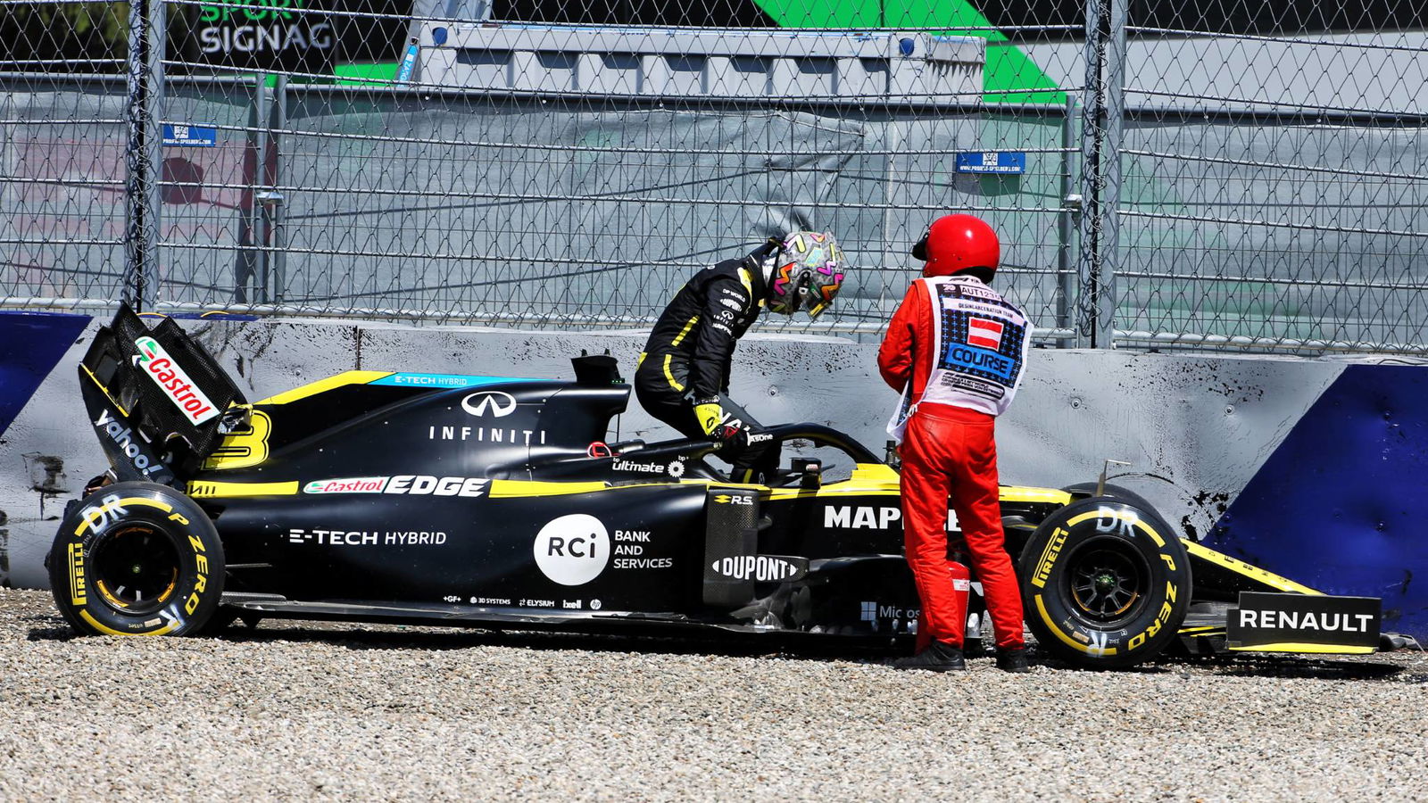 Daniel Ricciardo walks away from huge shunt in F1 Styrian GP FP2