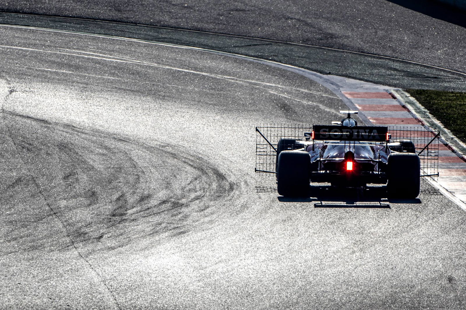 Tes F1 Barcelona 1 Hari 2 - Kamis 12PM