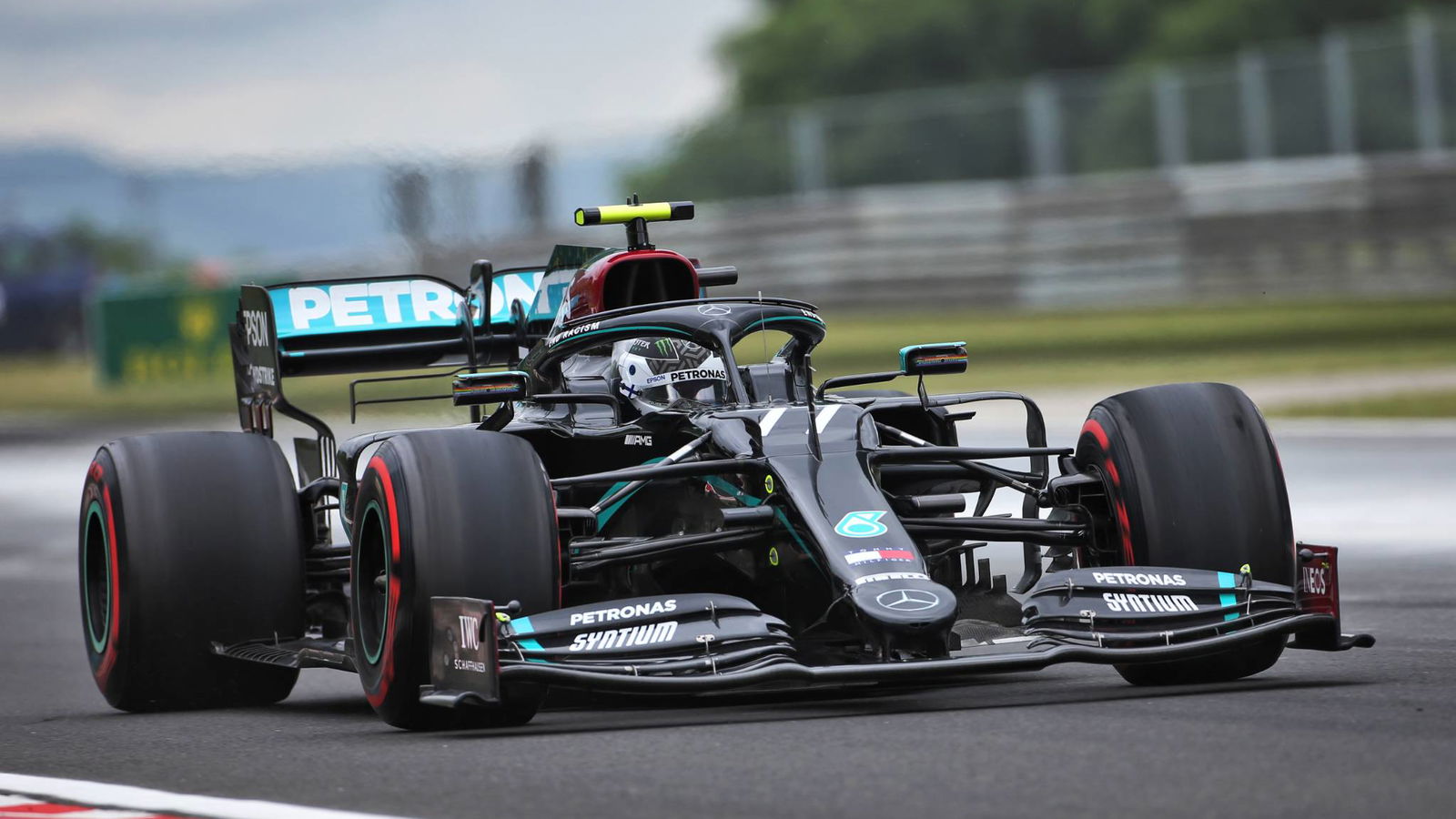 Bottas surprised by Red Bull’s poor F1 Hungarian GP qualifying
