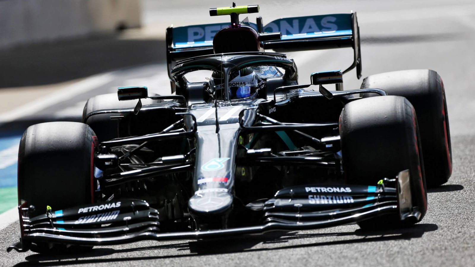 Valtteri Bottas menandatangani kontrak baru Mercedes F1 untuk tahun 2021