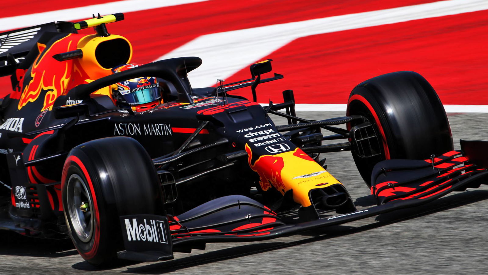 Albon pernah 'bertarung dengan' mobil F1 Red Bull pada tahun 2020