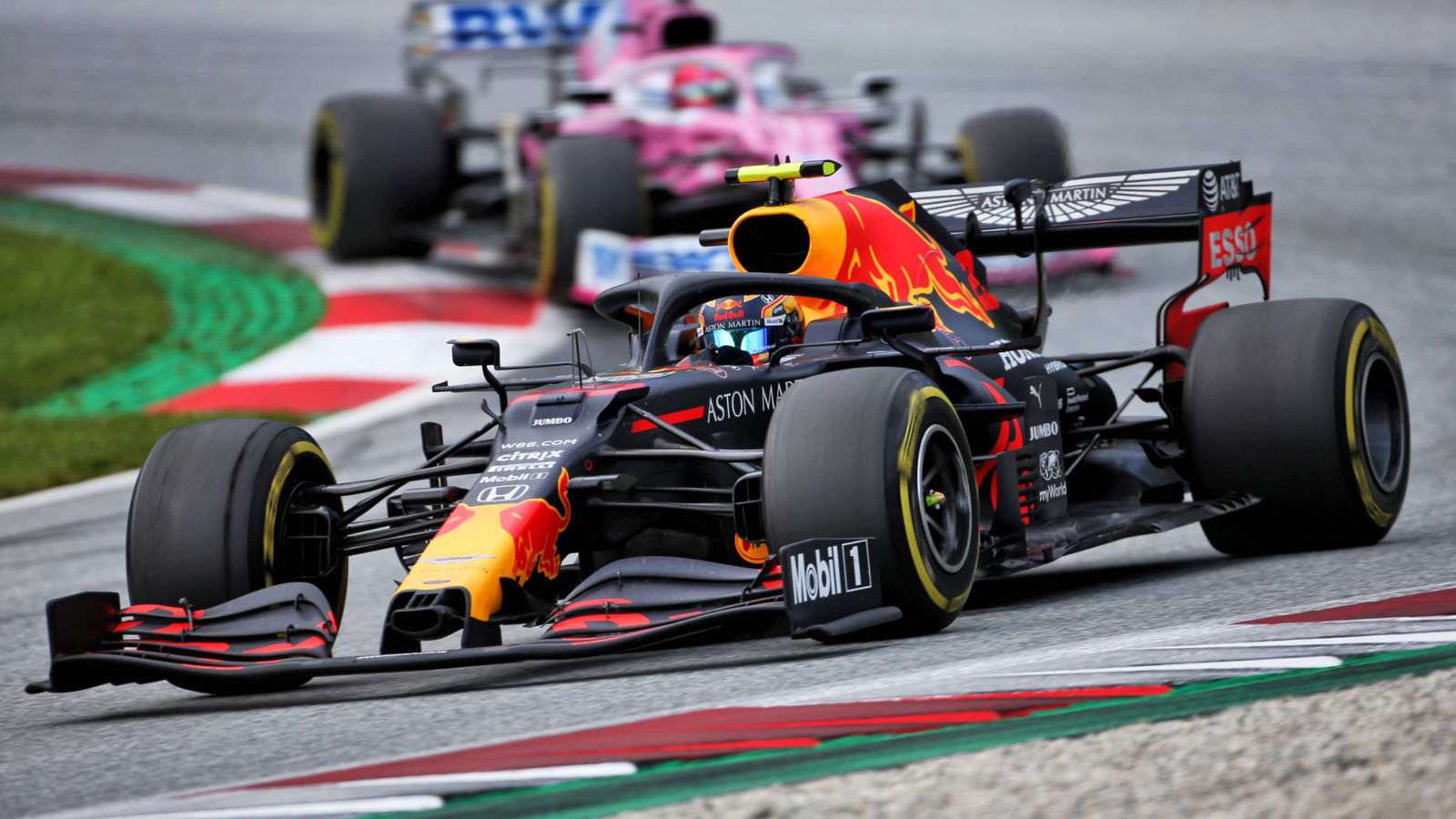 Horner membela Albon melewati teluk ke Verstappen di Austria