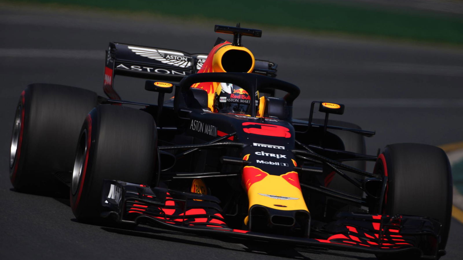 Ricciardo slams 'shithouse' Australia grid penalty