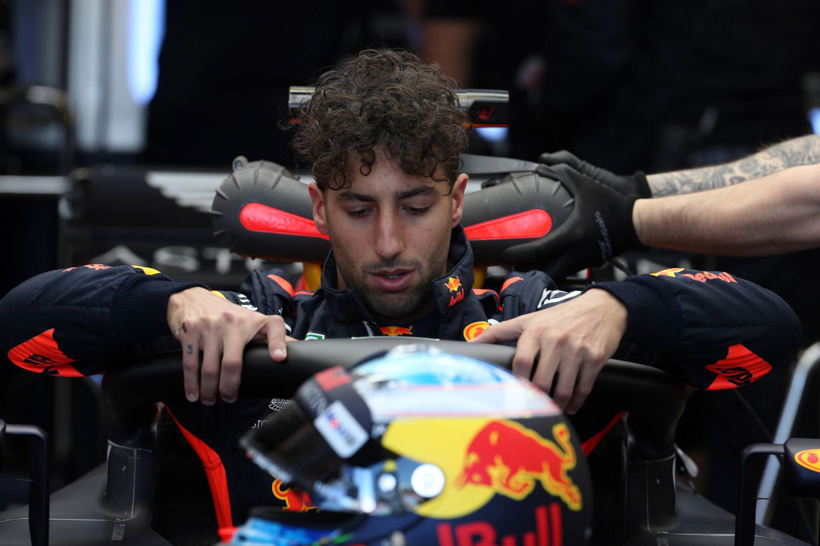 Pin Red Bull F1 goyang pada aturan penyederhanaan
