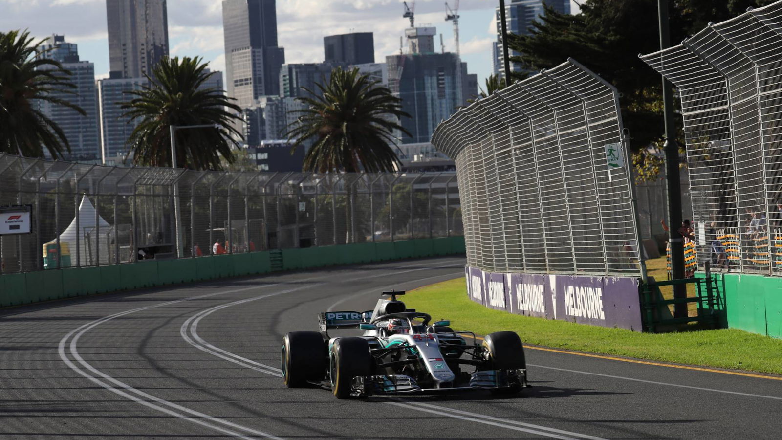 Hamilton in 'disbelief' over Australian GP loss