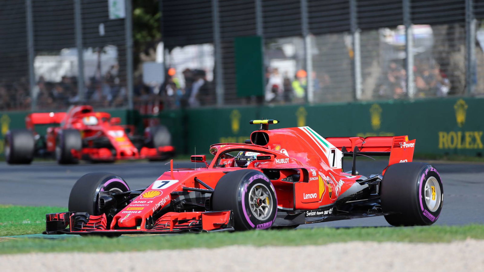 Ferrari goes aggressive on China tyre choices