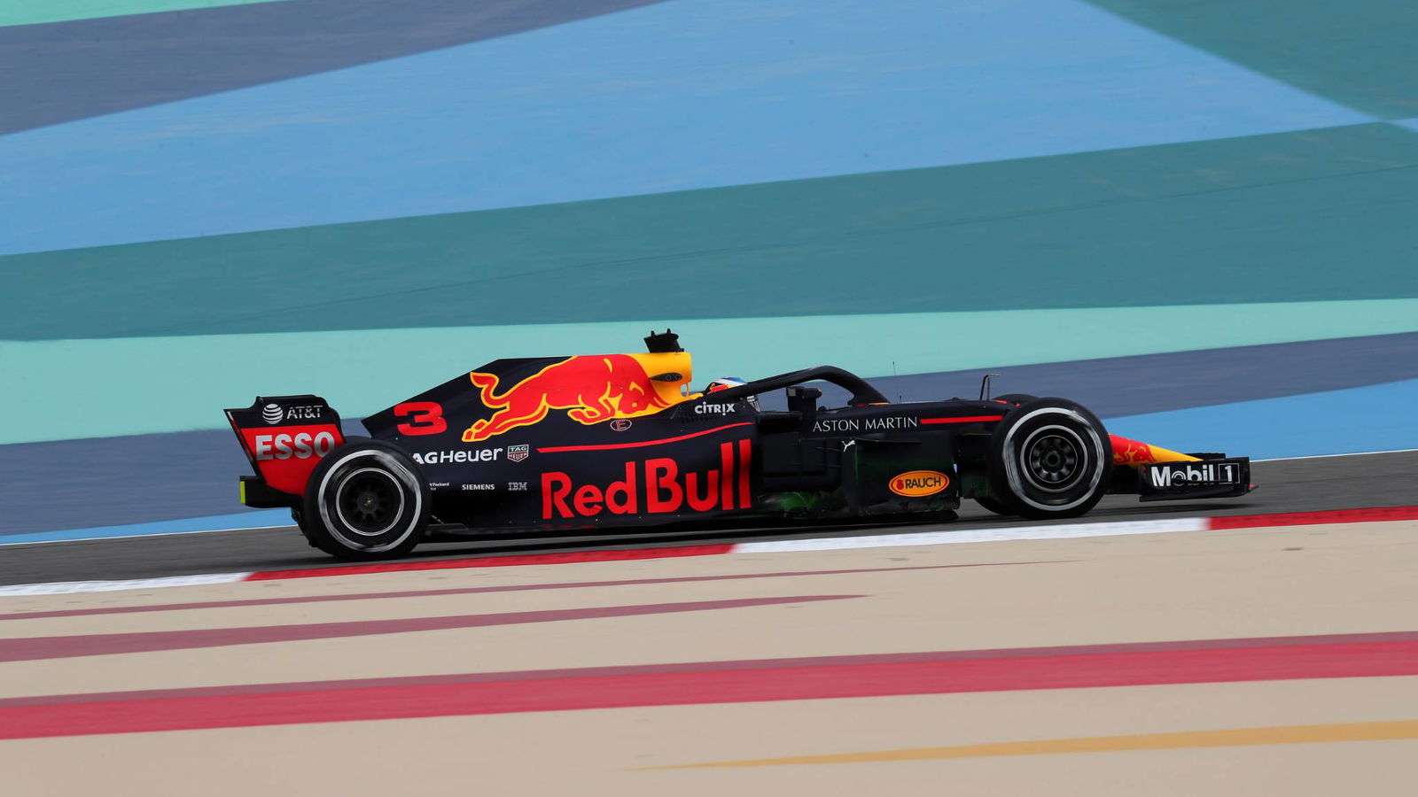 Ricciardo: Bottas FP2 block not worth a penalty
