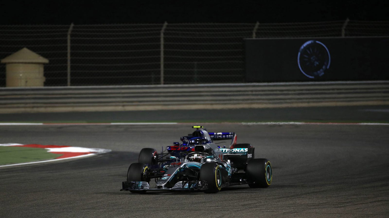Hamilton, Gasly ganti komponen mesin untuk GP Abu Dhabi