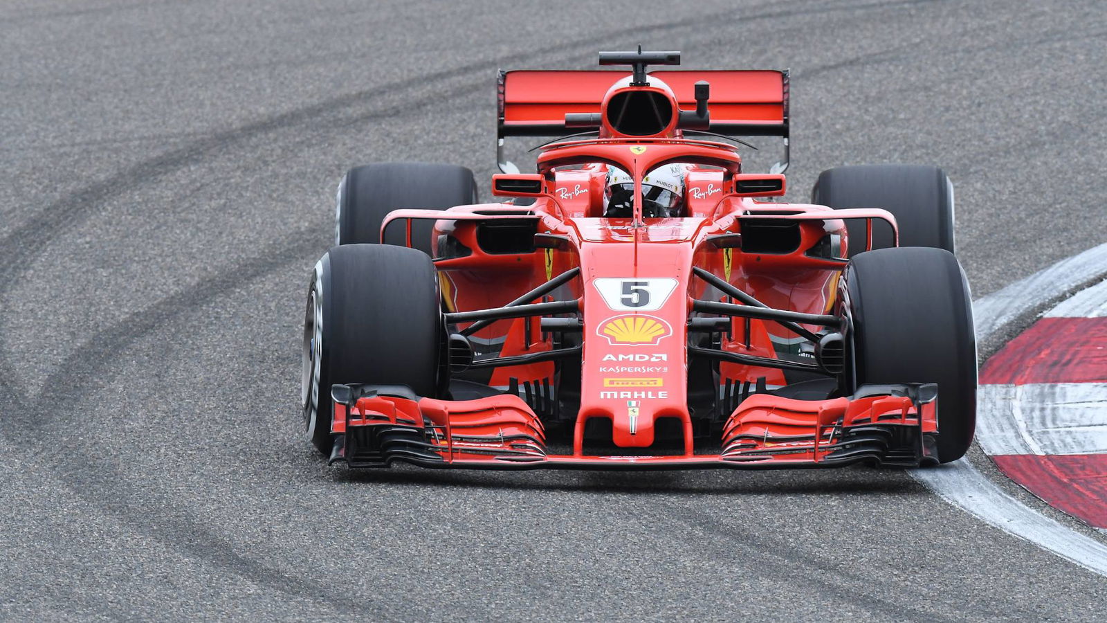 Vettel leads China FP3 as Ricciardo suffers engine failure