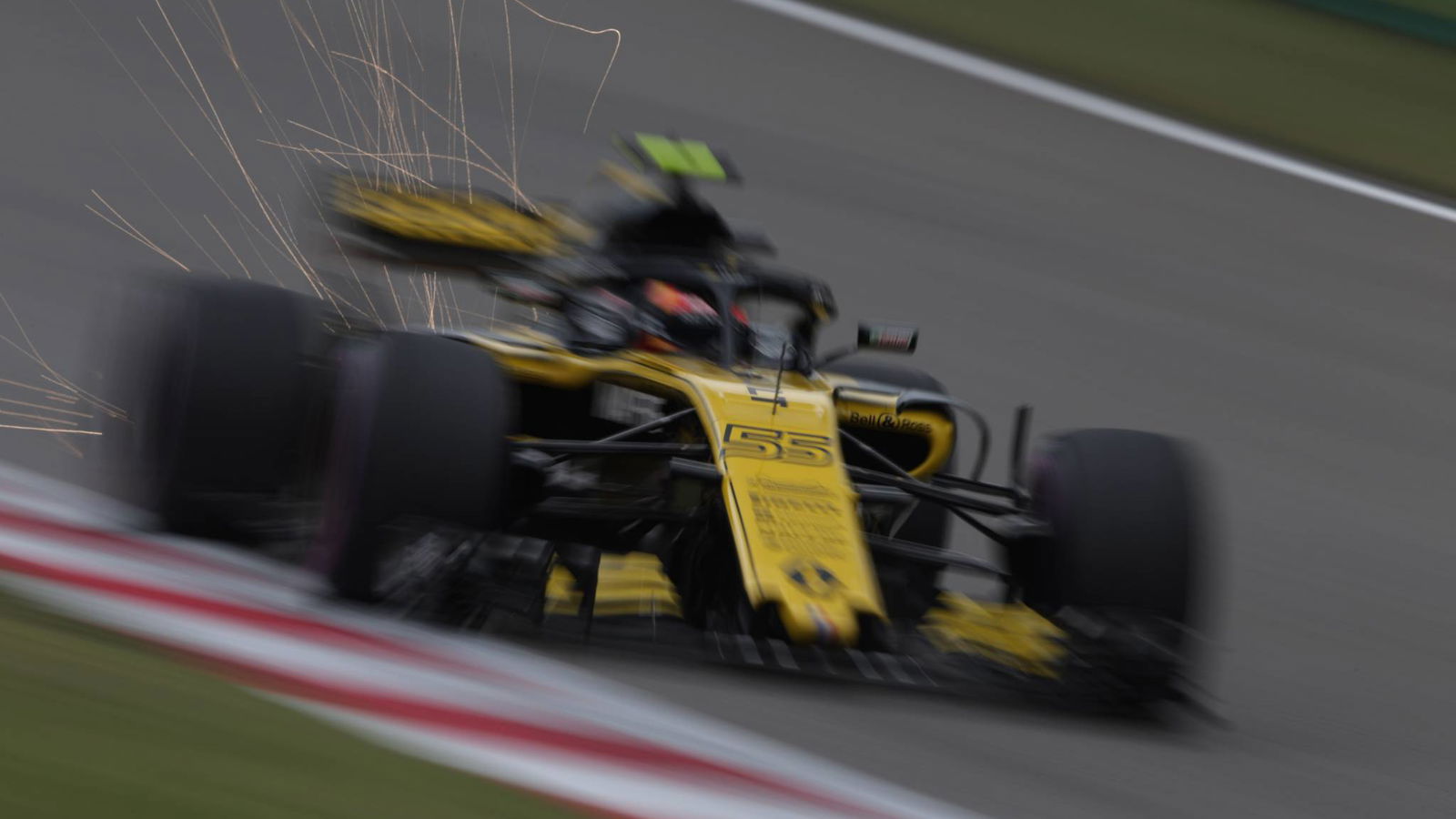 Renault looking to maintain performance with Baku upgrades 