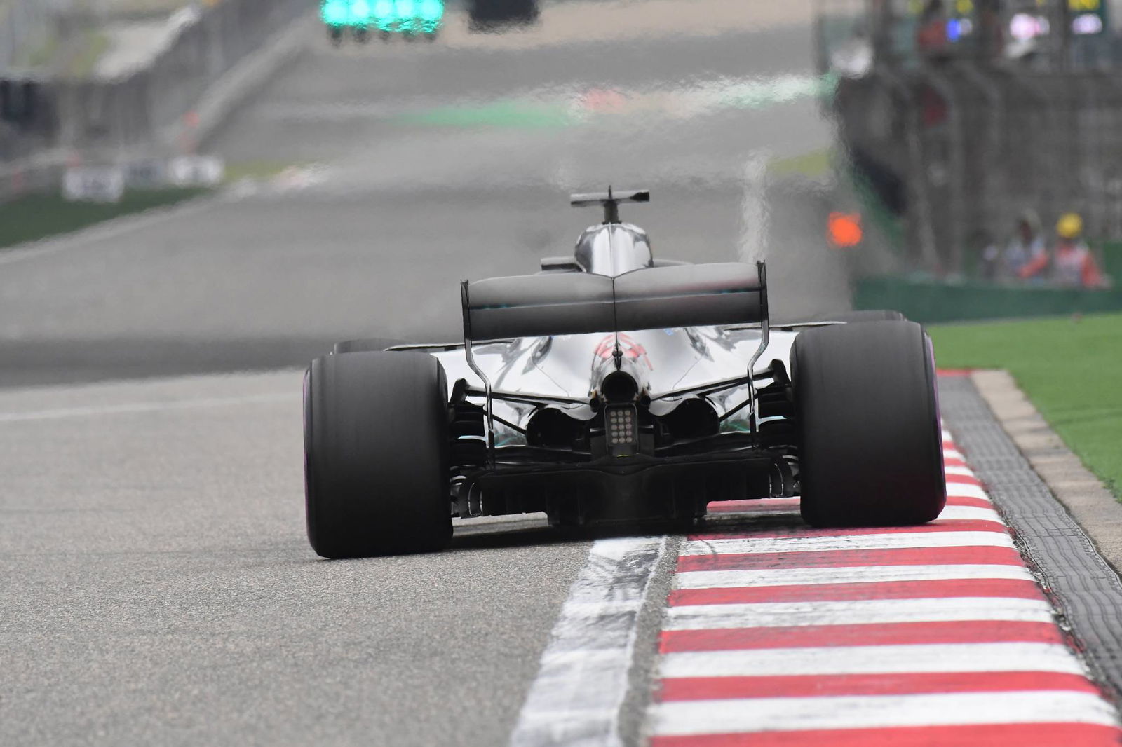 Toro Rosso blame miscommunication for China collision 