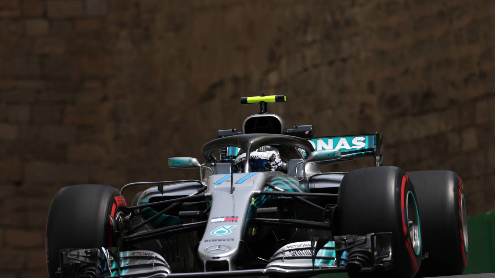 Bottas: Mobil Merc F1 yang sulit dikendarai mengakibatkan hari Jumat yang 