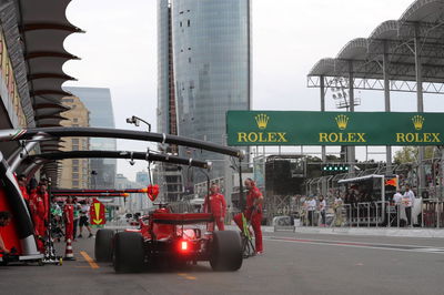 Grosjean menerima penalti gearbox untuk GP Azerbaijan