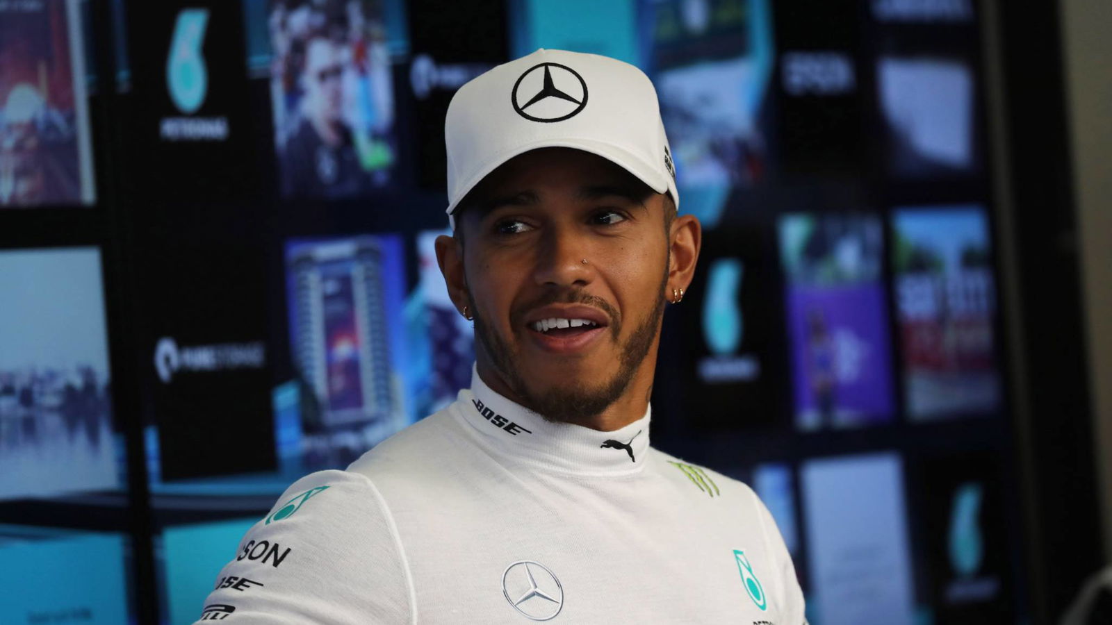 Perjuangan Mercedes menunda pembicaraan kontrak Hamilton