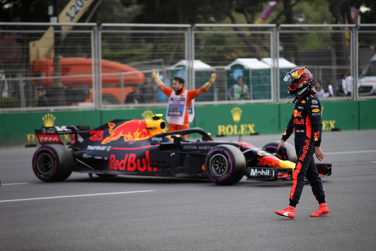 Di manakah kepala Verstappen?