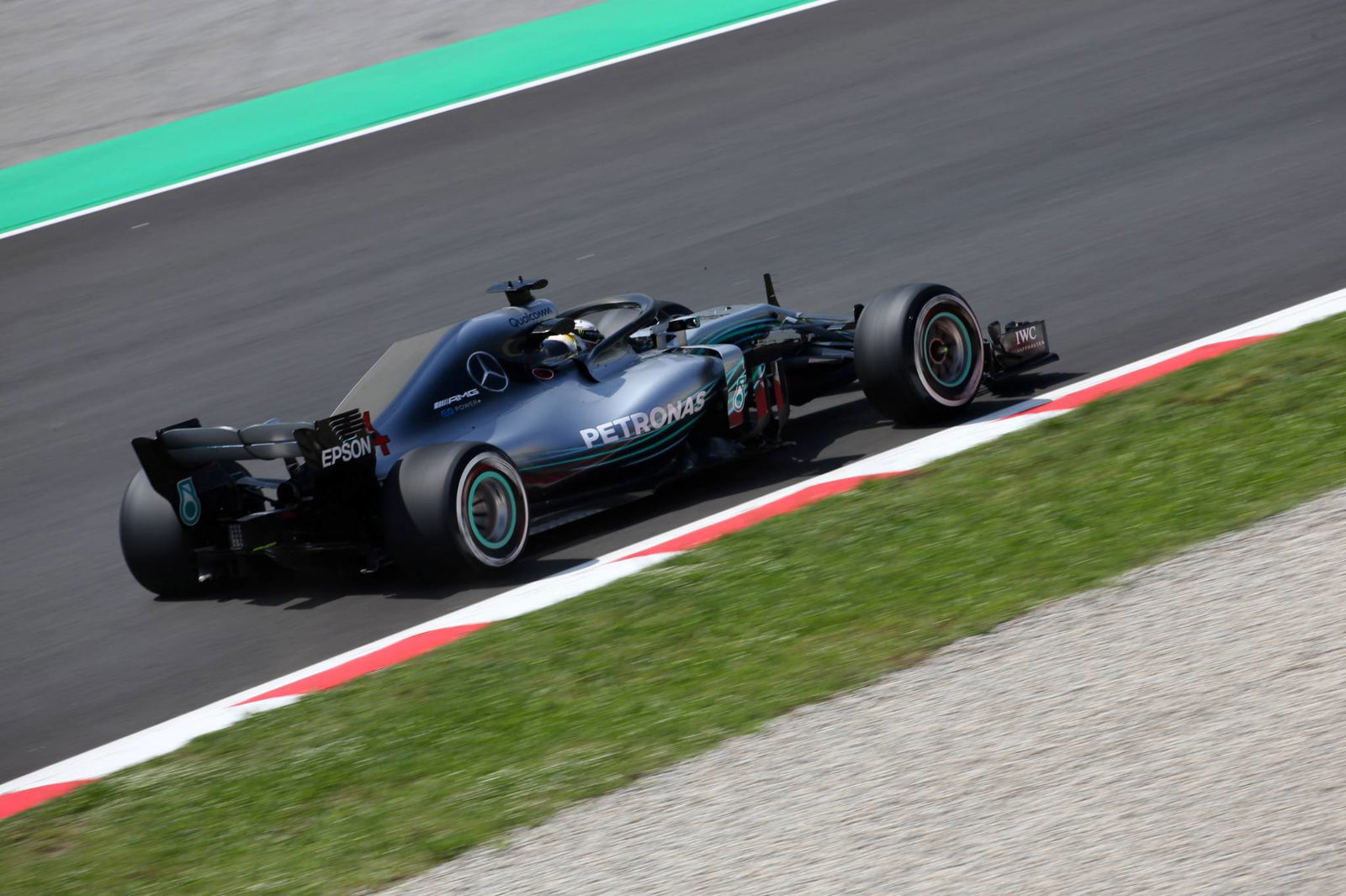 Ricciardo menyalahkan penarik untuk FP1 off