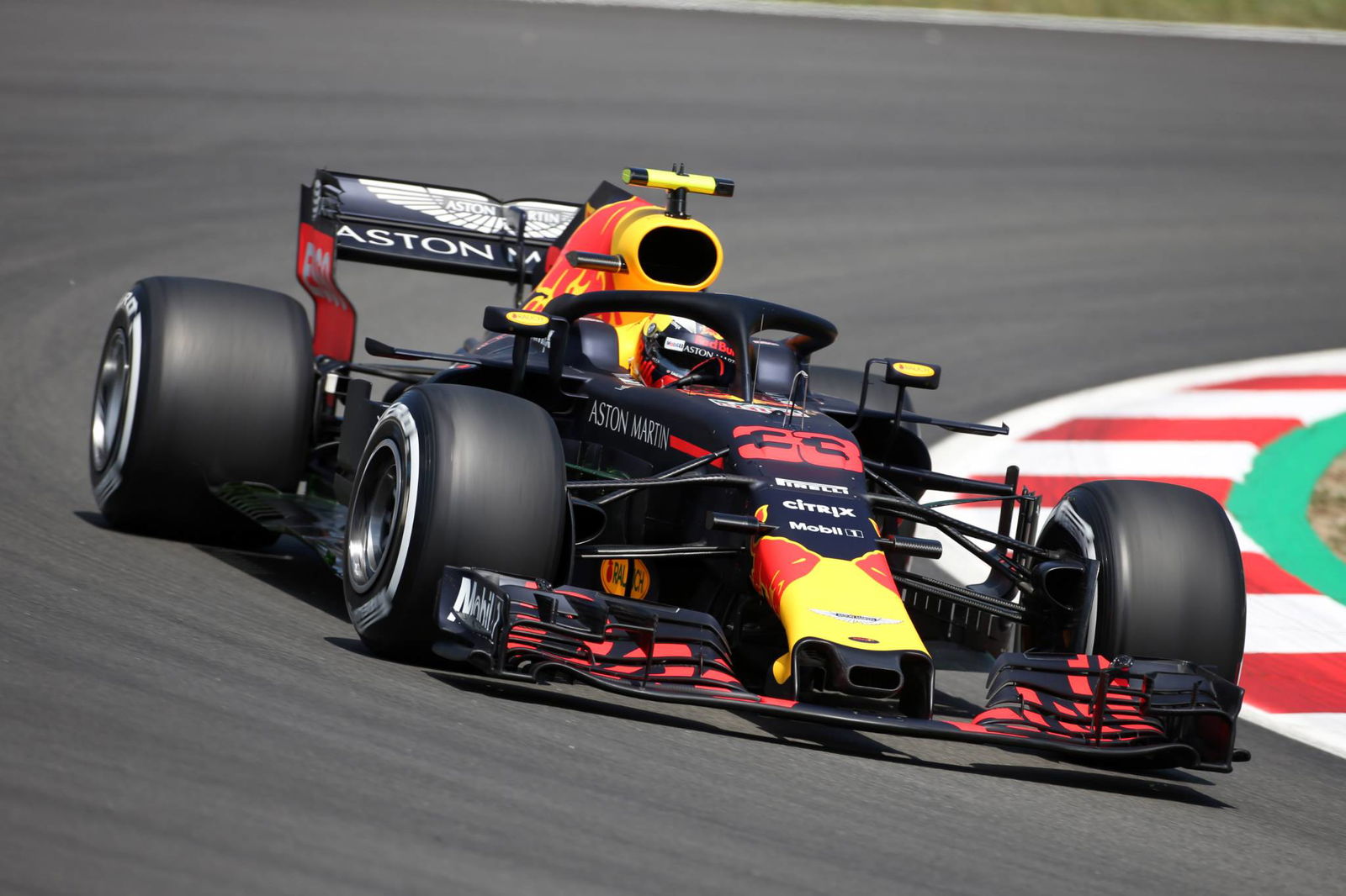 Wolff mengklarifikasi sikap pembalap Mercedes F1 2019