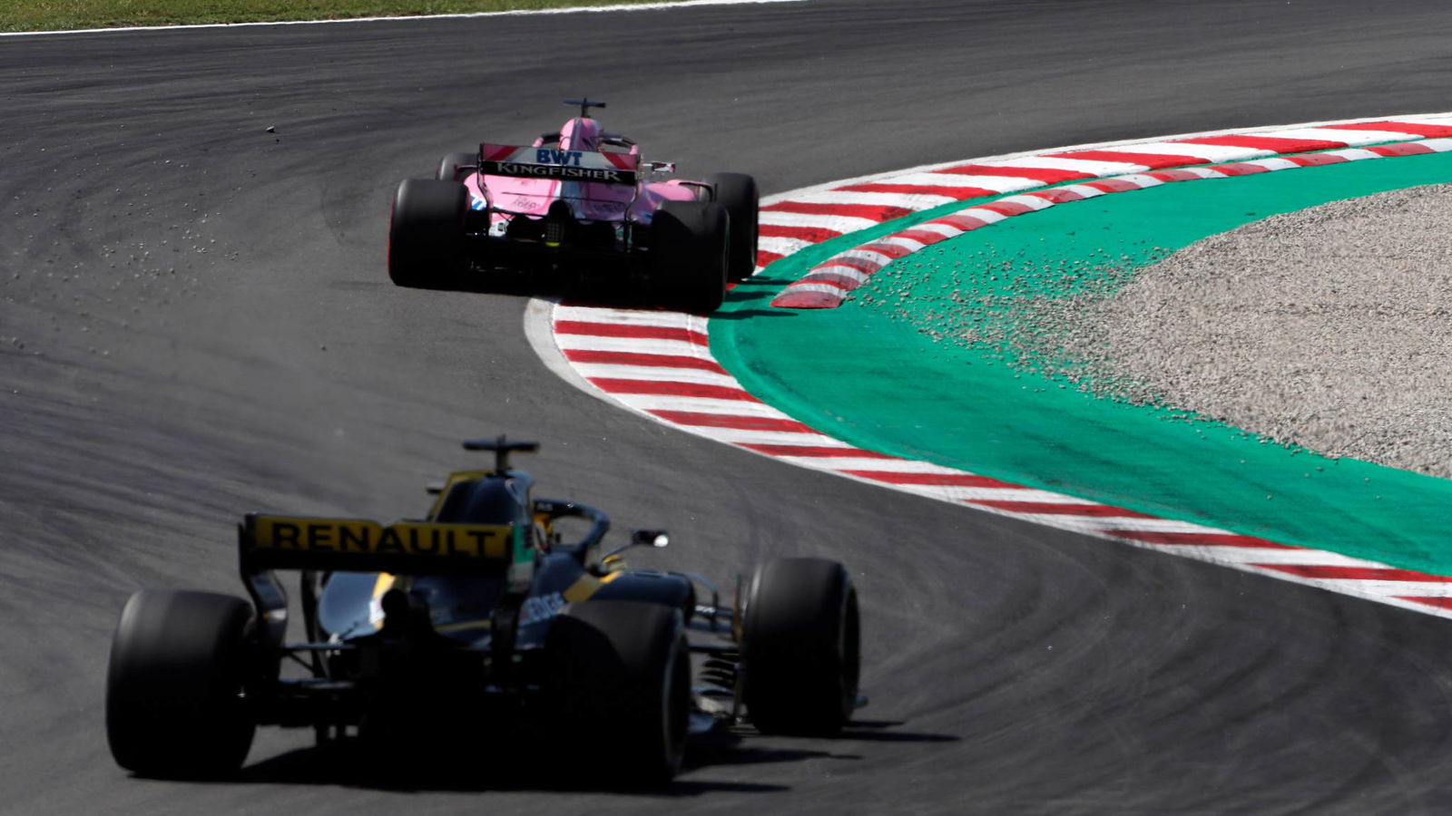 Perez merasa benchmark lini tengah F1 Renault 