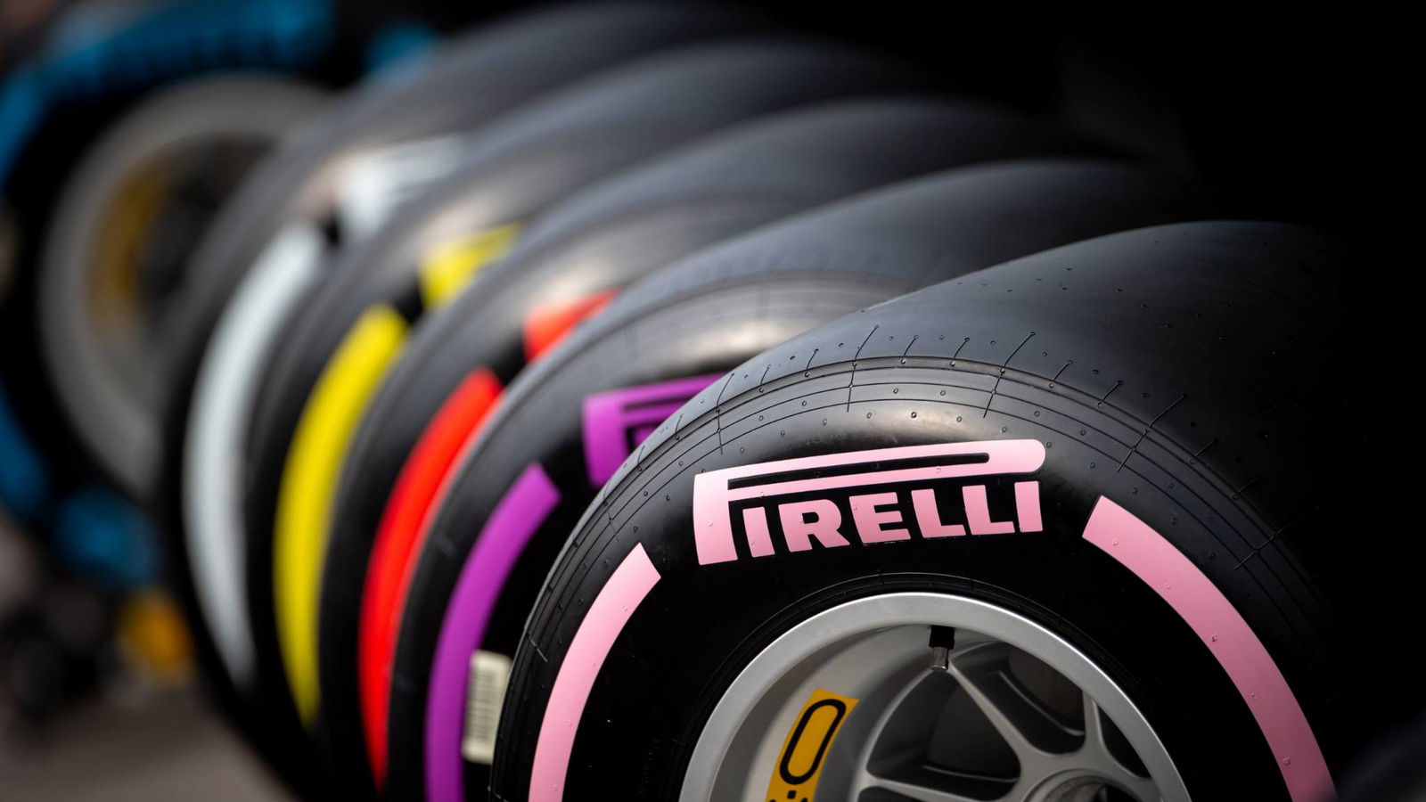 Pirelli mempertimbangkan perubahan nama ban F1 yang disederhanakan untuk 2019