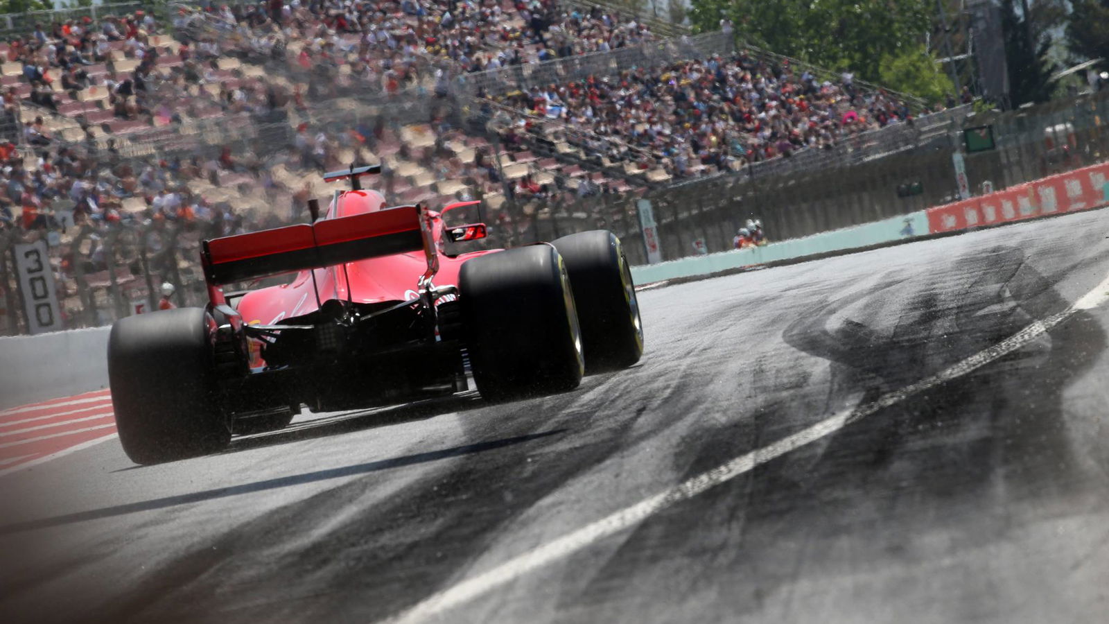 Vettel: Bertahan bukanlah 'pilihan' bagi Ferrari di Spanyol
