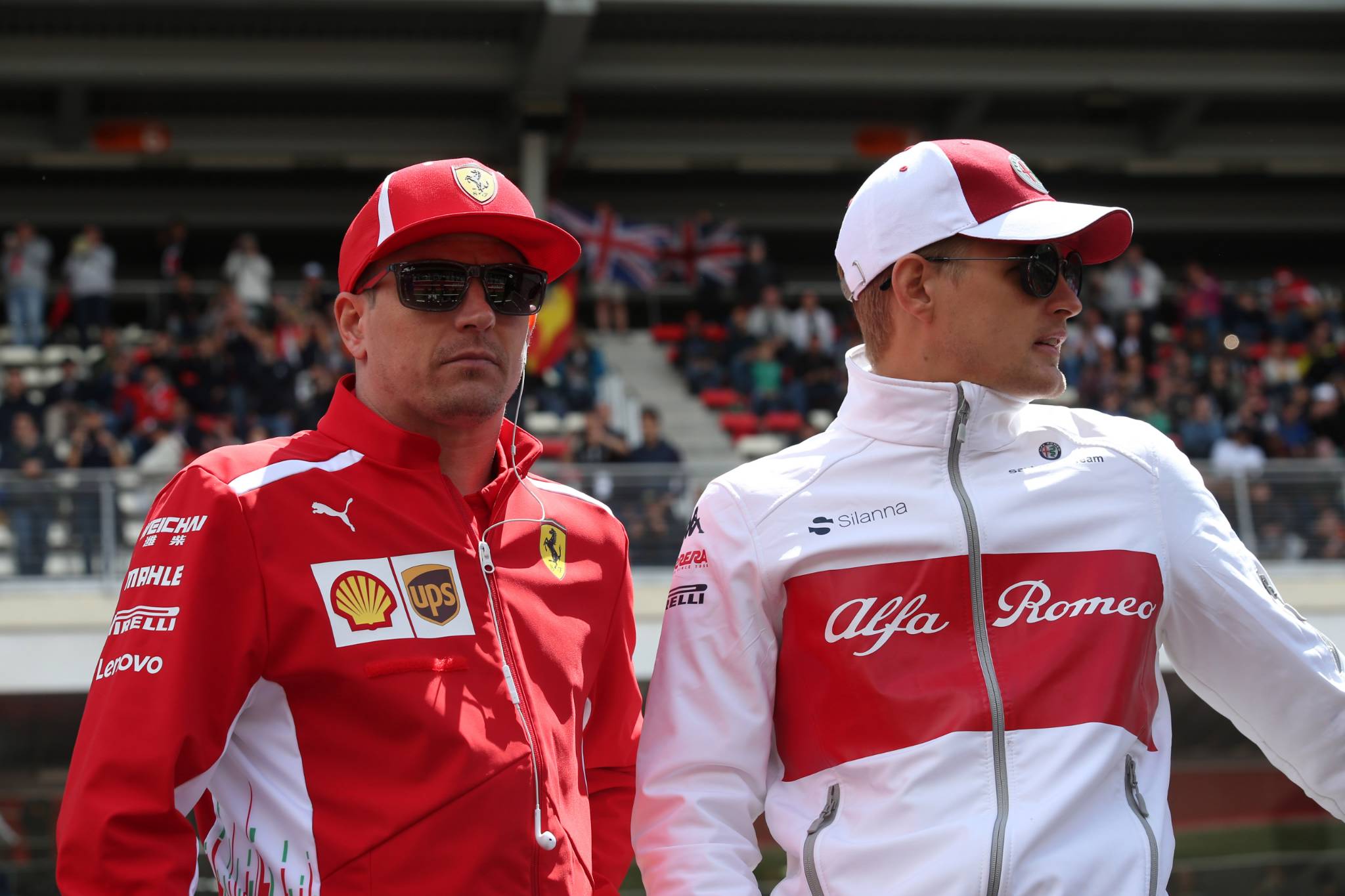 13.05.2018 - Kimi Raikkonen (FIN) Scuderia Ferrari SF71H and Marcus Ericsson (SUE) Sauber C37 