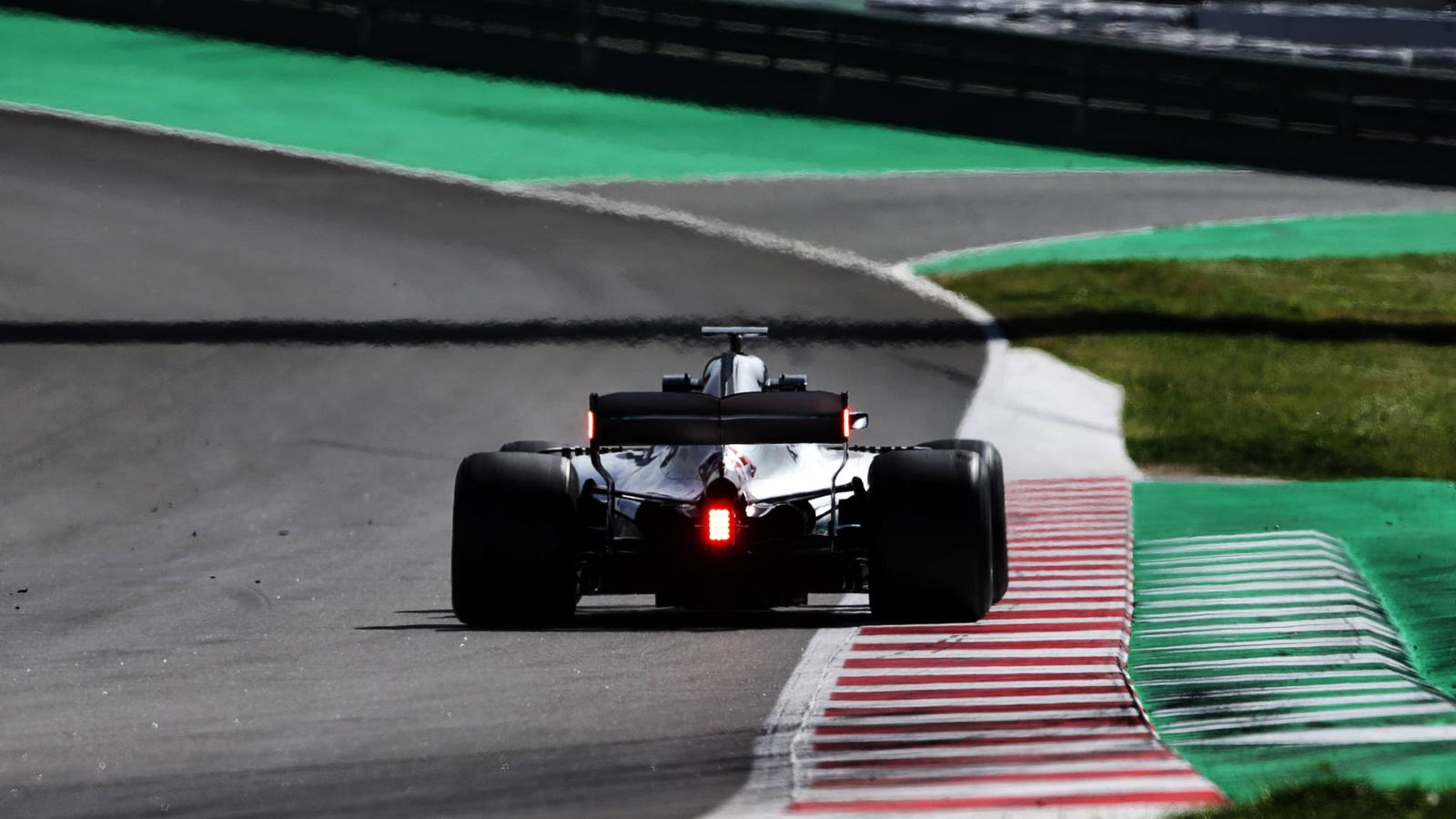 Waktu Tes Musim F1 Barcelona - Selasa 11 pagi