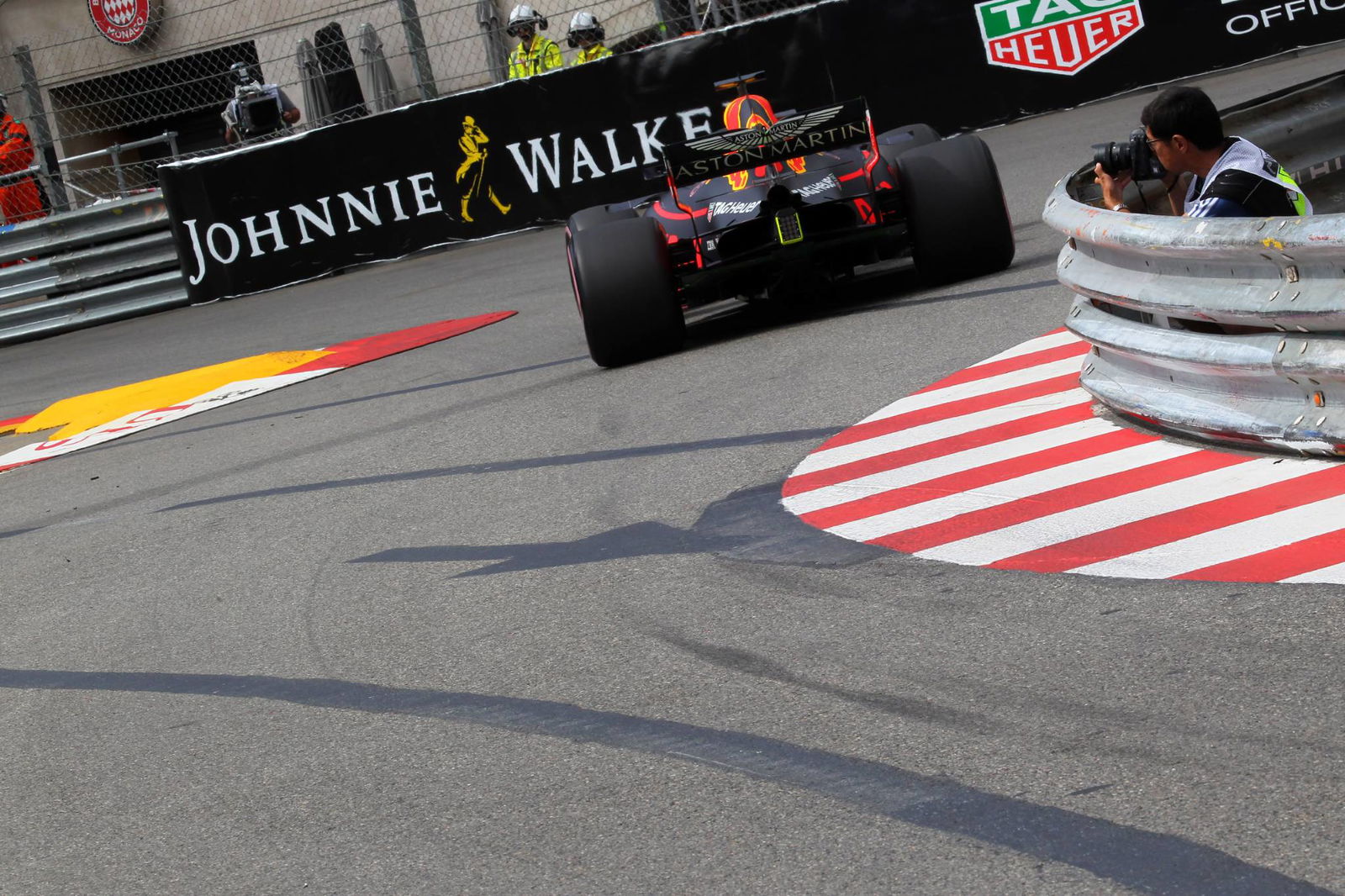 Rosbergs demo title-winning F1 cars in Monaco 