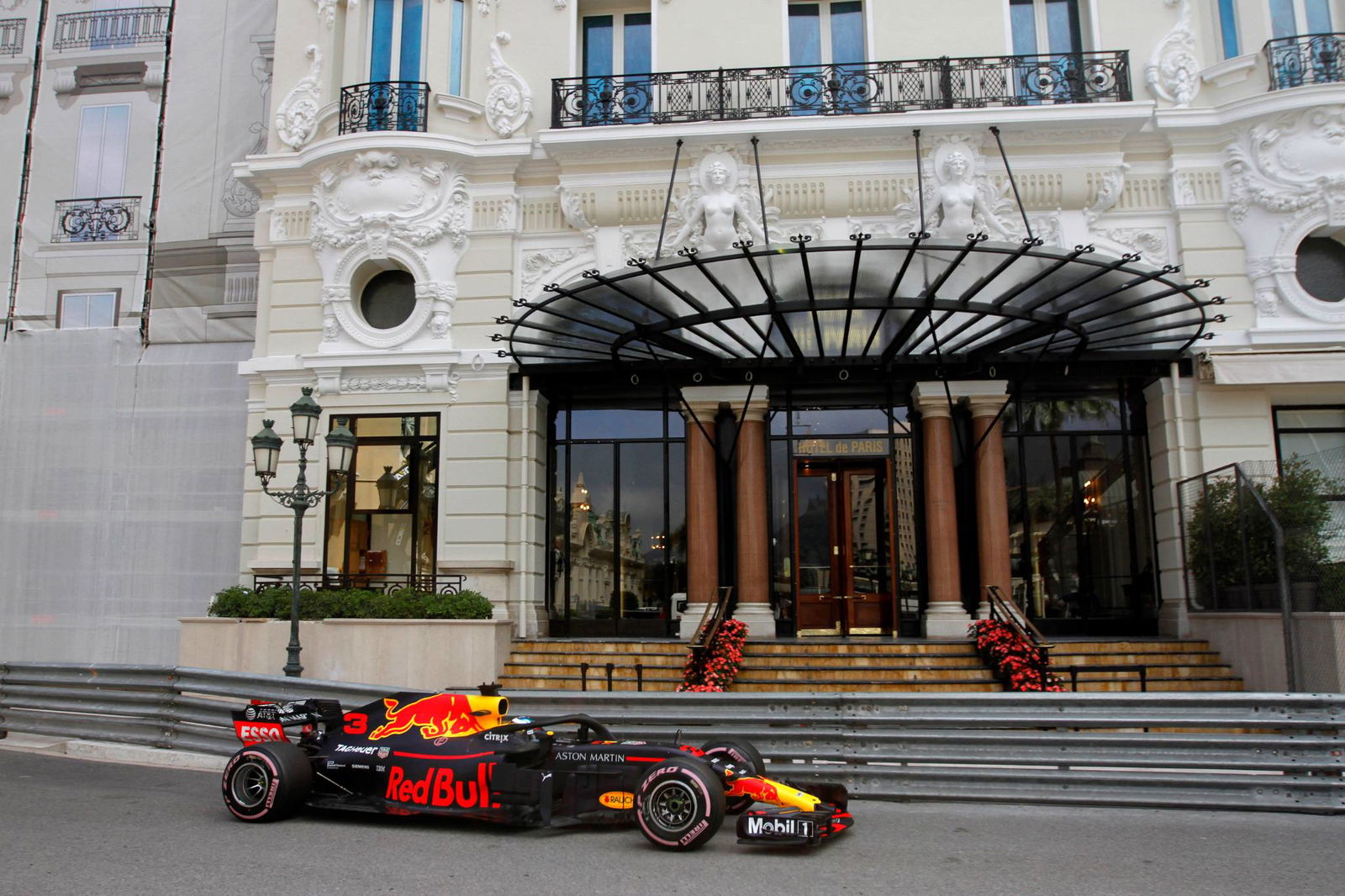 Pirelli mempertimbangkan perubahan nama ban F1 yang disederhanakan untuk 2019