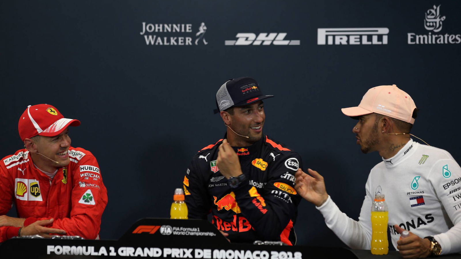 Gosip F1: Ricciardo meragukan Hamilton, Vettel memveto langkahnya