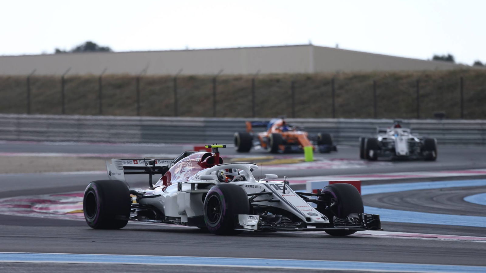 Leclerc masuk ke Q3 setelah 'bencana' Jumat untuk Sauber