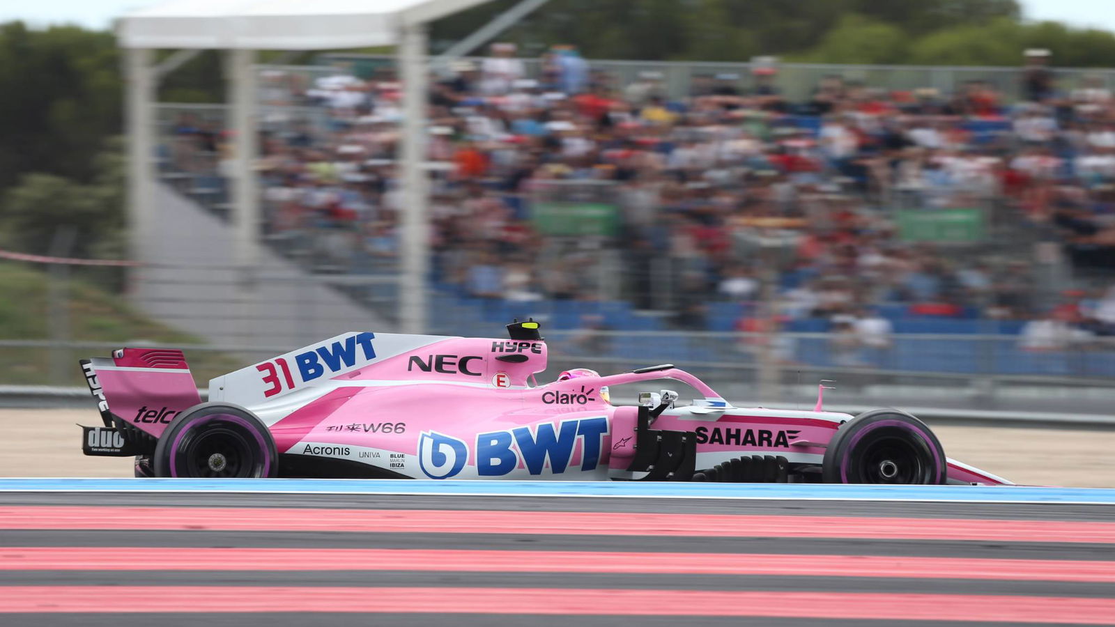 Force India targeting “special result” to celebrate 200th race 