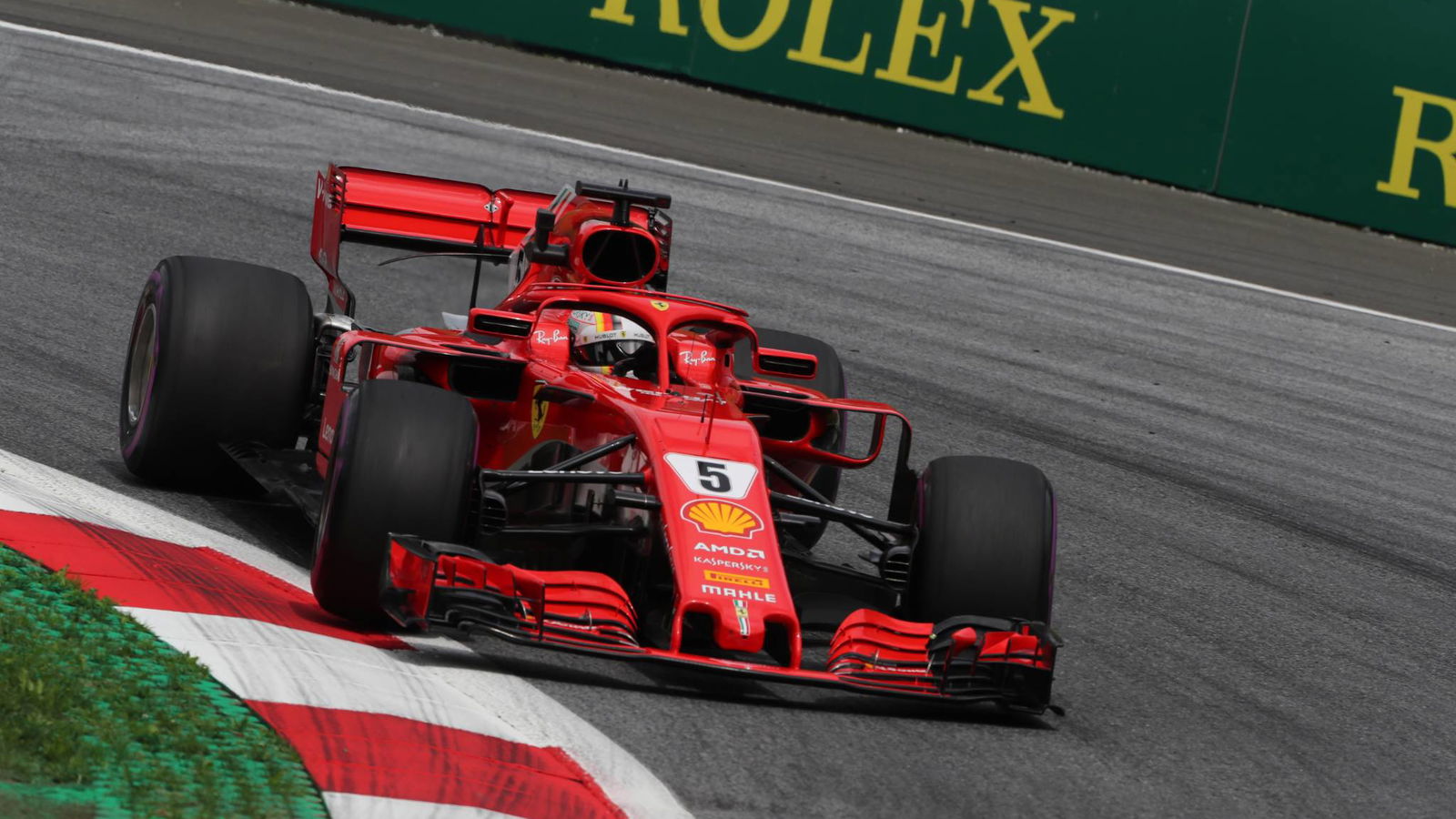 Vettel tercepat, Verstappen mengalami masalah di FP3 Austria