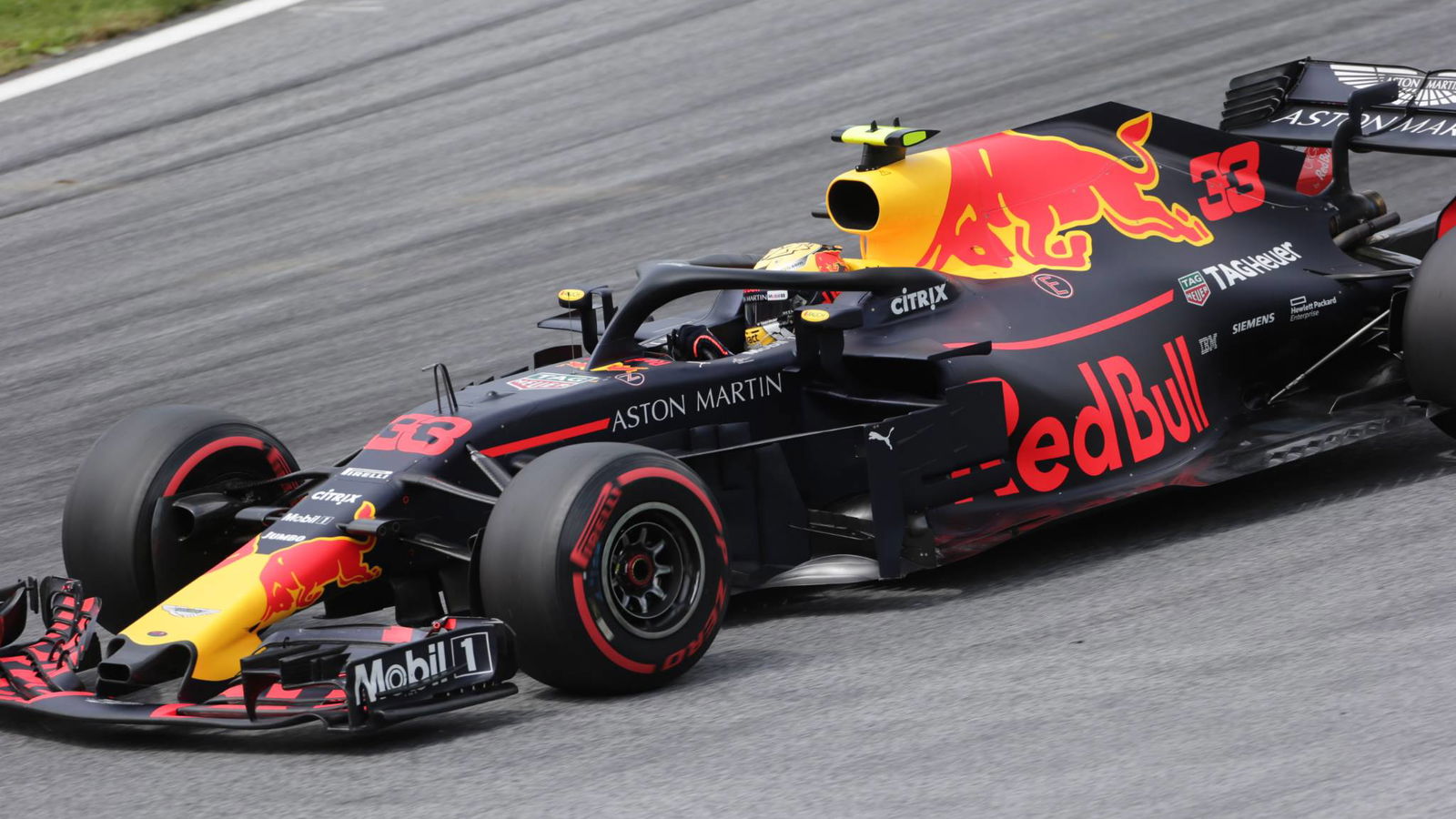 Verstappen menuntut kemenangan GP Austria sebagai Hamilton DNF