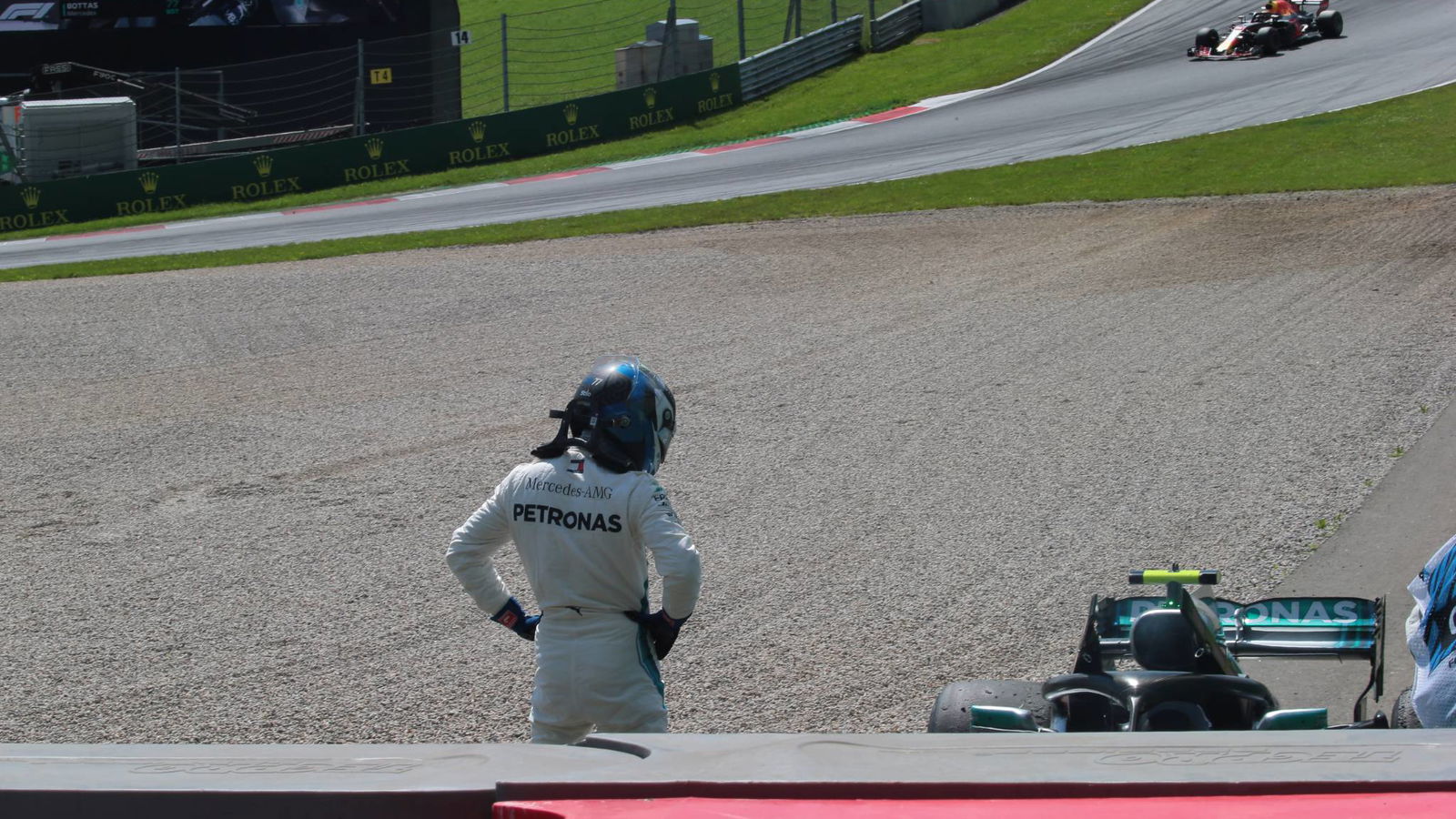 Mercedes showed right character in defeat, says Wolff