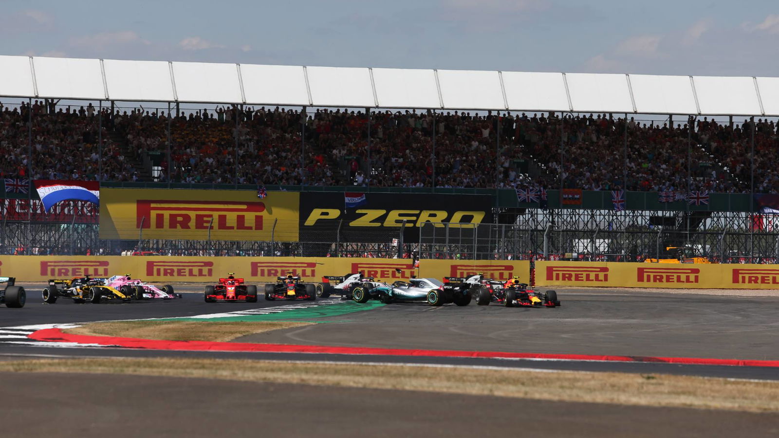 Raikkonen: Saya pantas menerima penalti bentrokan Hamilton
