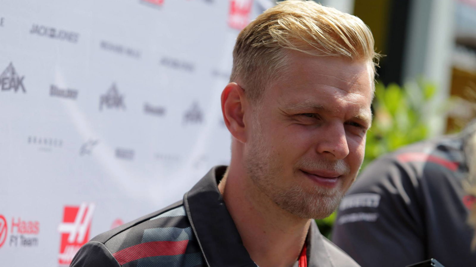 Haas 'jauh lebih stabil' daripada McLaren, kata Magnussen