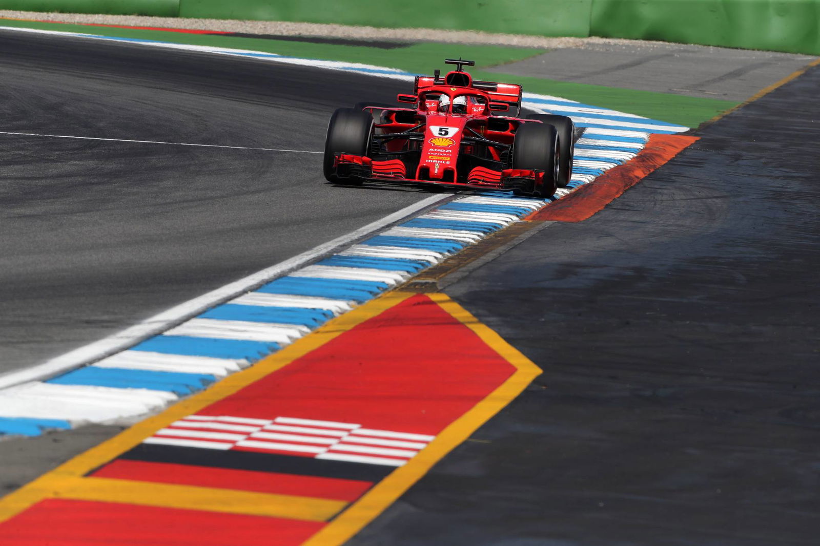 Bottas: 'Langsung' menyetujui kesepakatan baru Mercedes F1