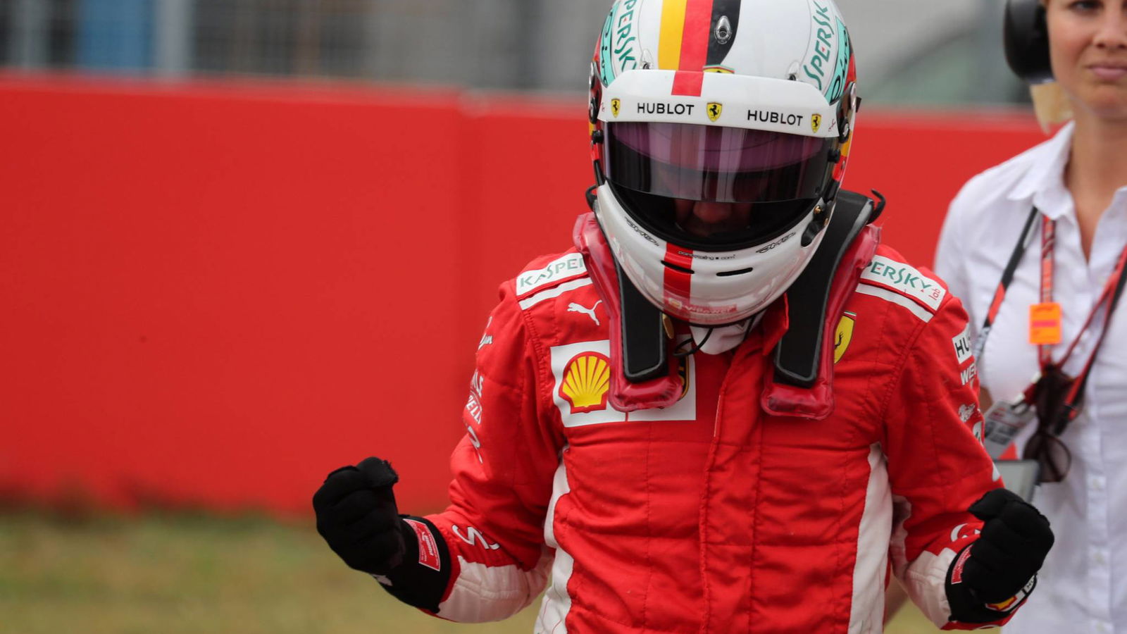 Vettel di pole GP Jerman, Hamilton ke-14 setelah mengalami kegagalan mobil
