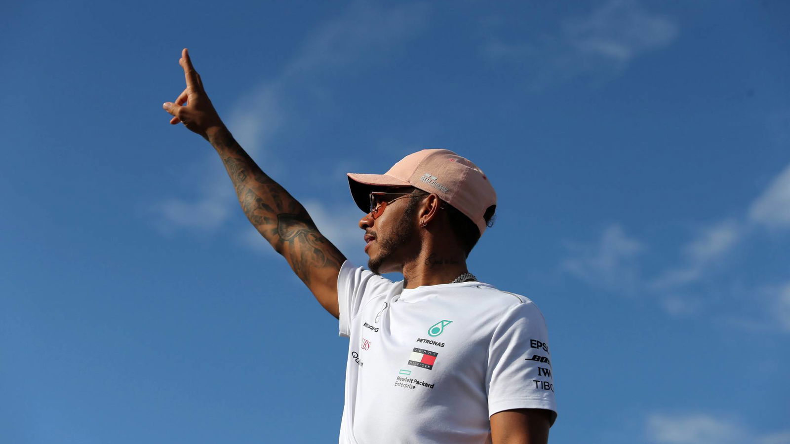 Hamilton: I work to be last to crack in F1 title fight with Vettel