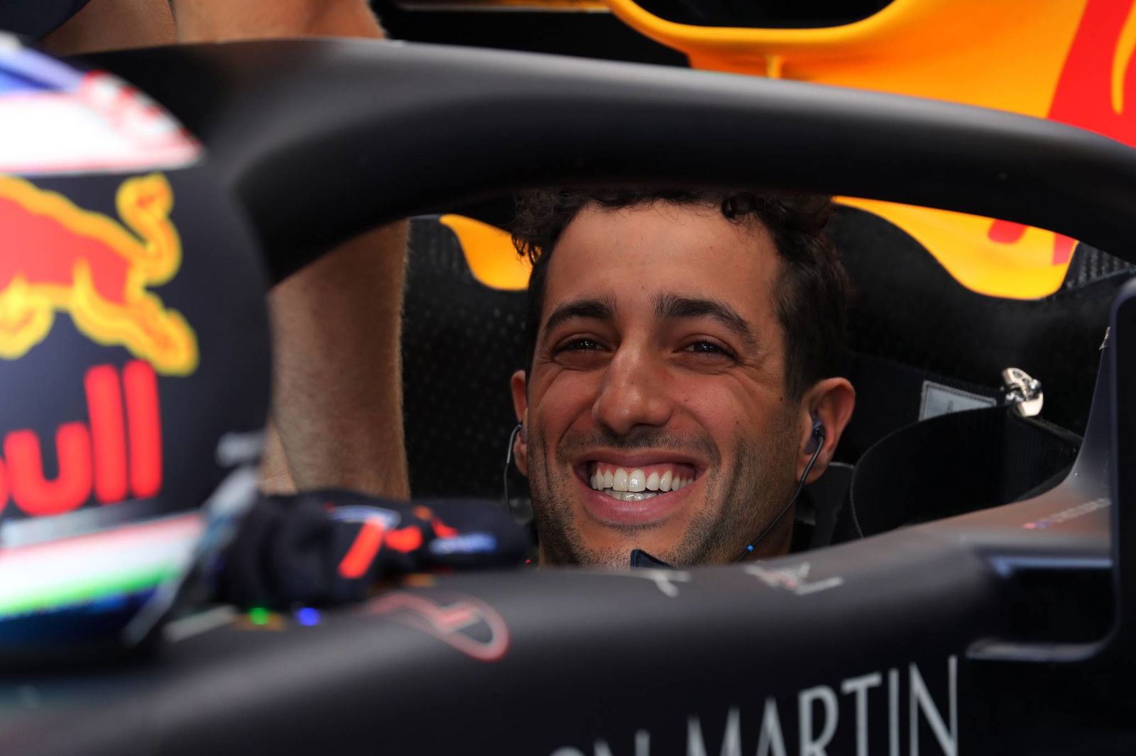 Resmi: Ricciardo pindah ke Renault untuk 2019