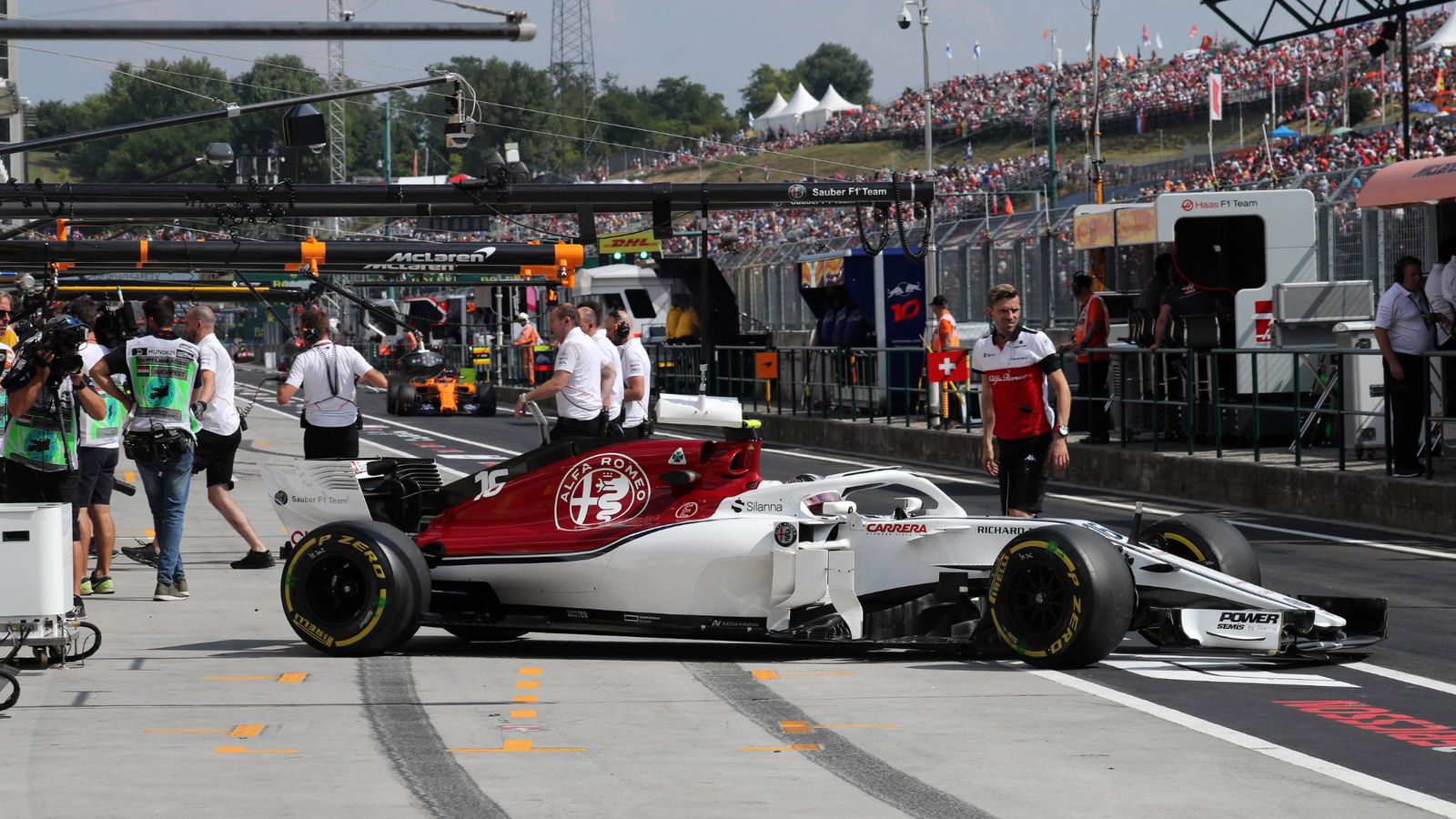 F1 Paddock Notebook - Hungarian GP Friday