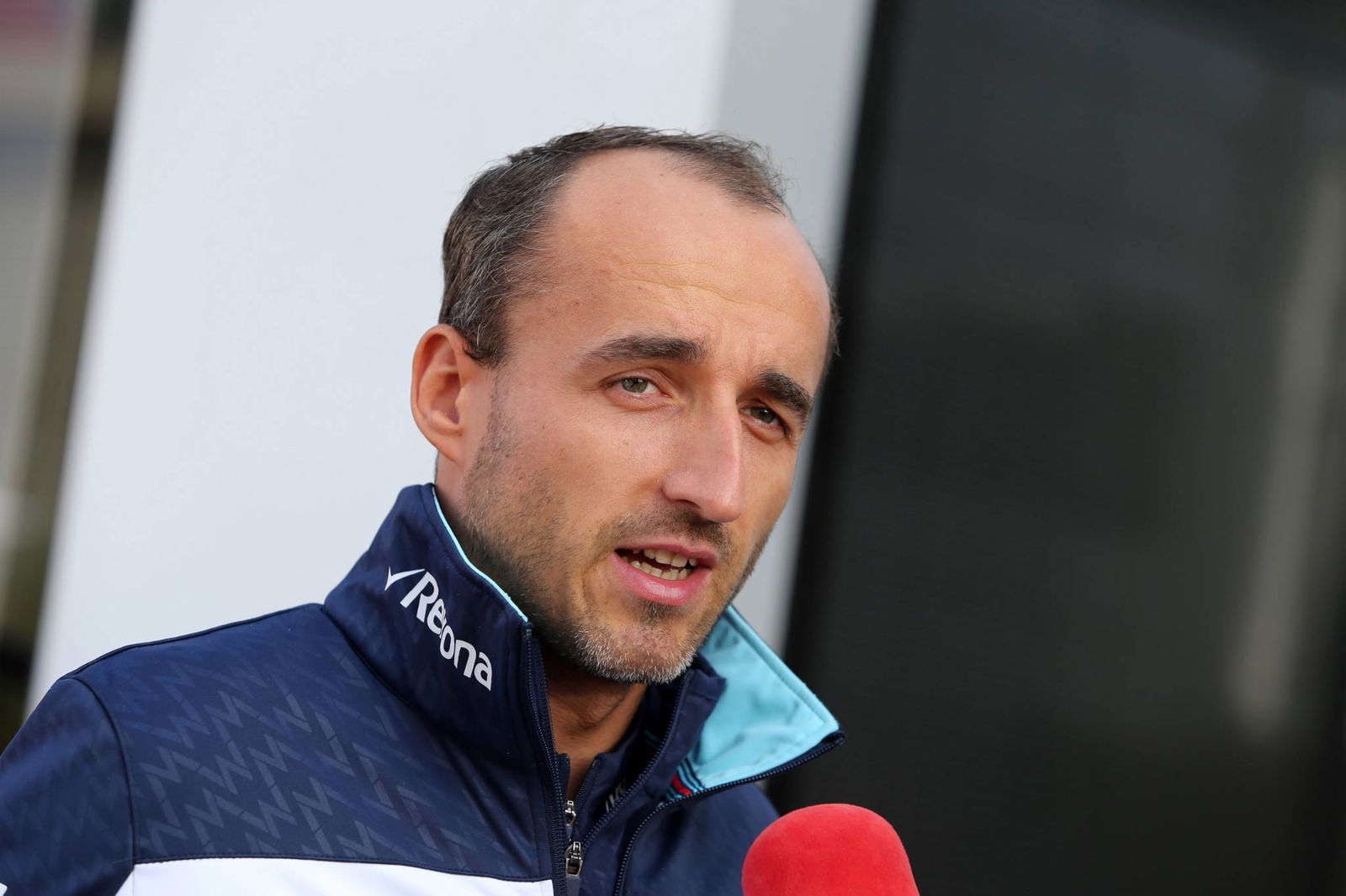 Hamilton one second clear in damp first US GP practice