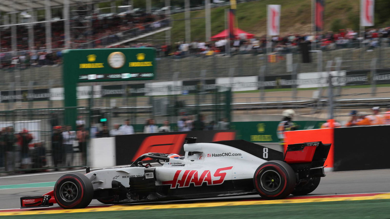 Haas lega bisa menghindari 'kegilaan' pasar pembalap F1 2019