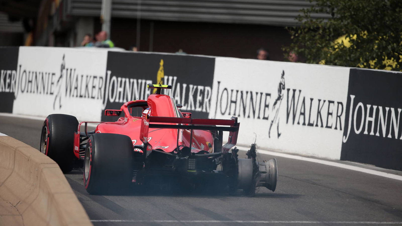 Masalah DRS memaksa Raikkonen masuk ke Spa DNF