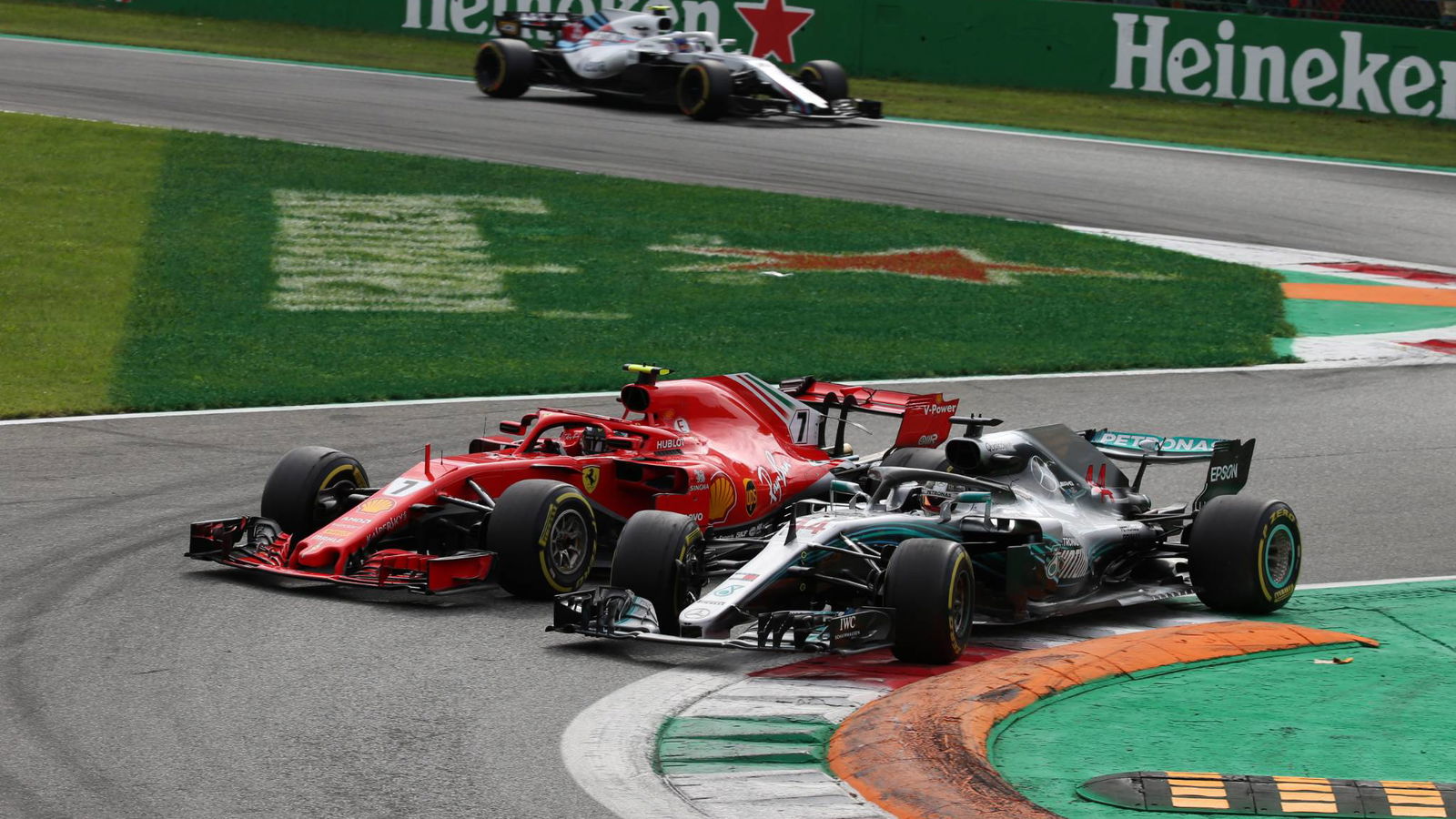 Wolff: Predictions 'almost meaningless' in F1 title fight
