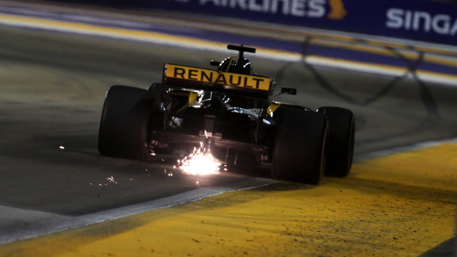 F1 Paddock Notebook - Singapore GP Friday