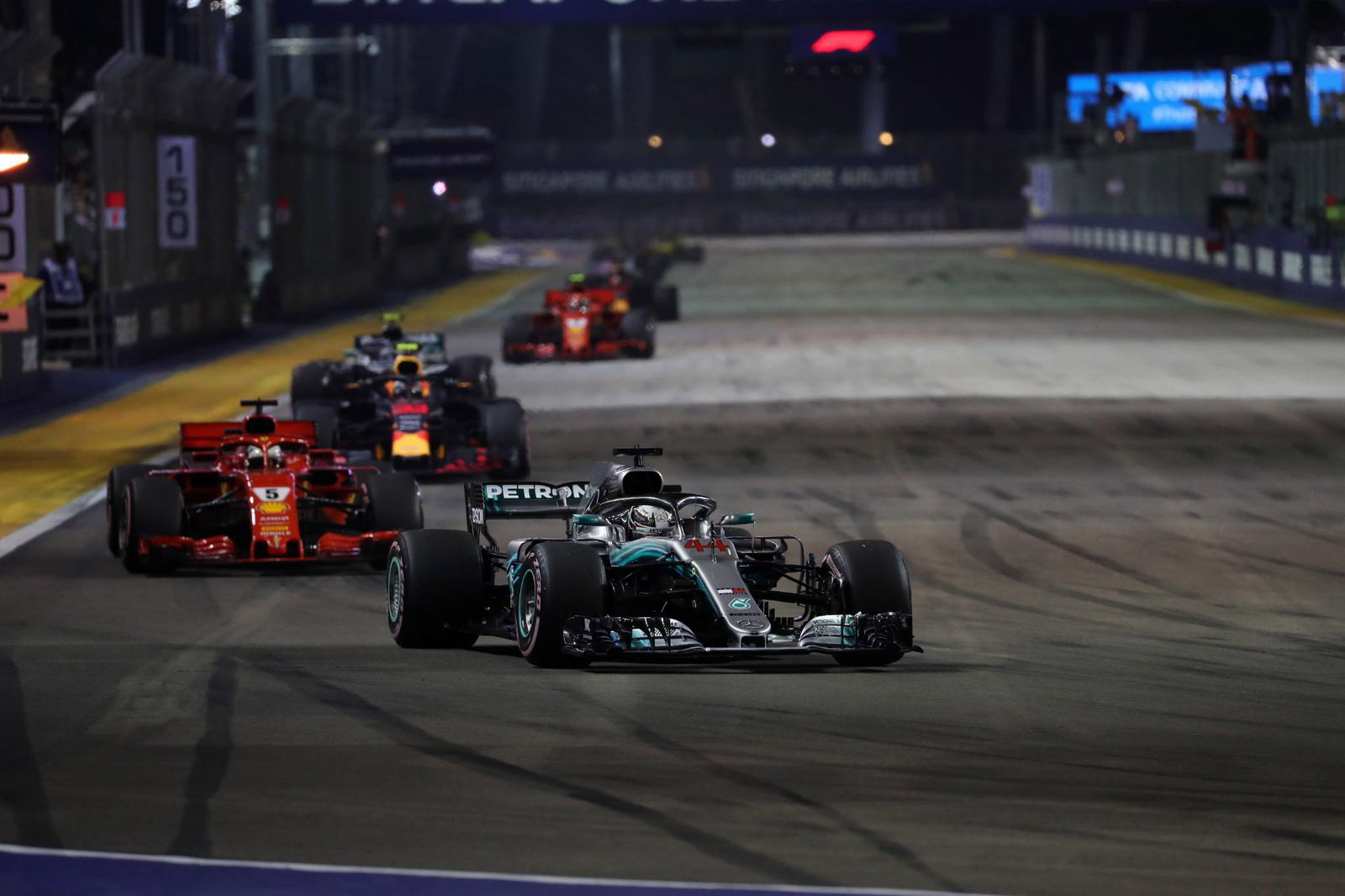 Hamilton takes controlled Singapore win, pulls 40 points clear