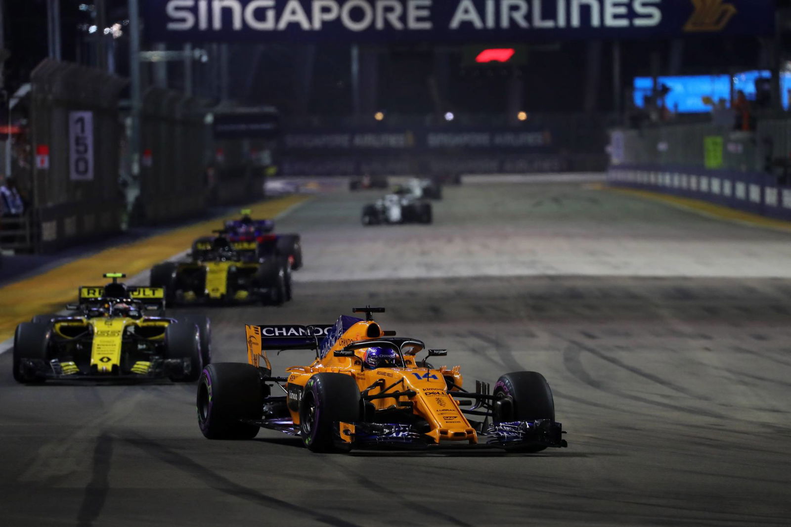 Vettel: 'I will always defend Ferrari'